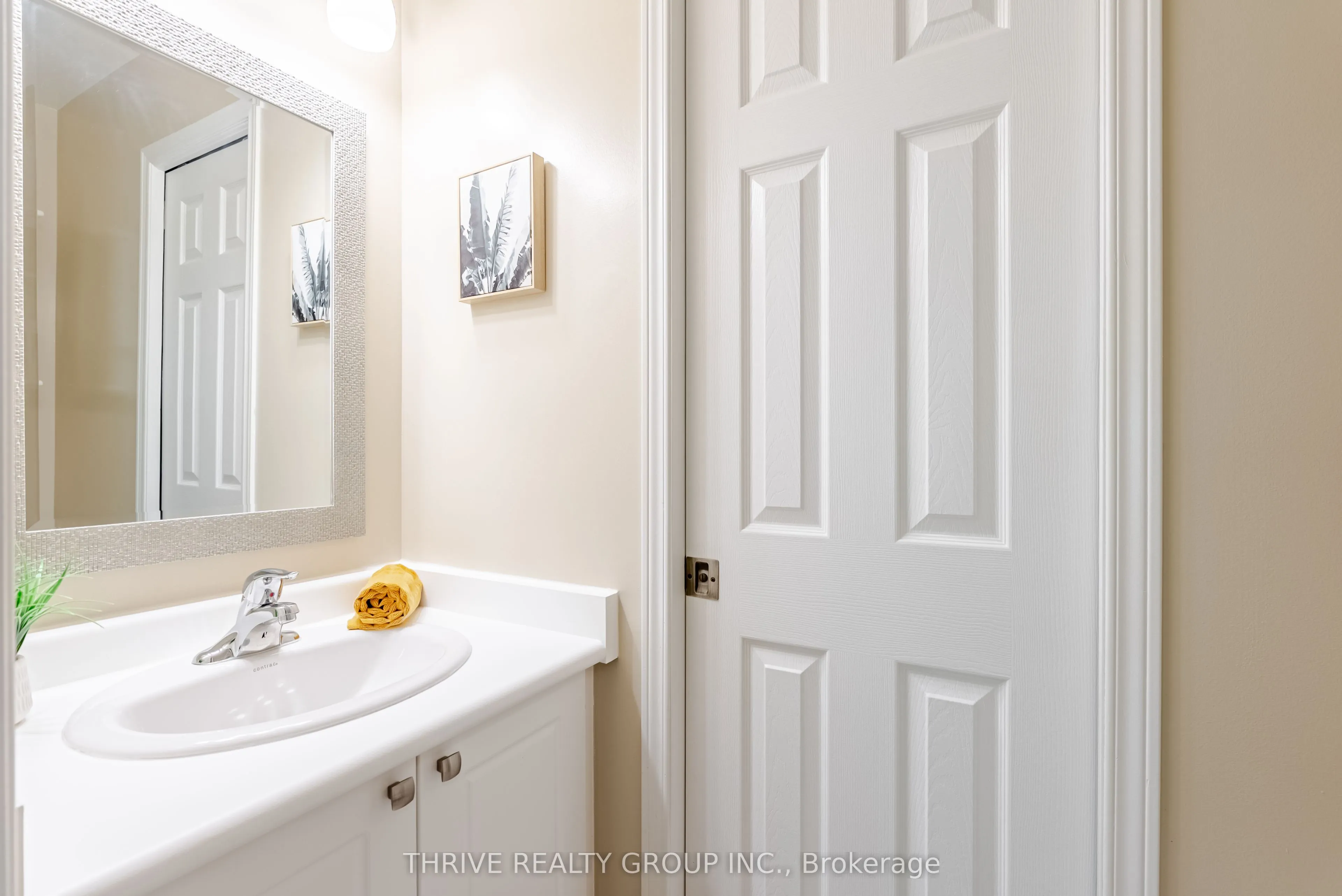 875 Thistledown Way, #15