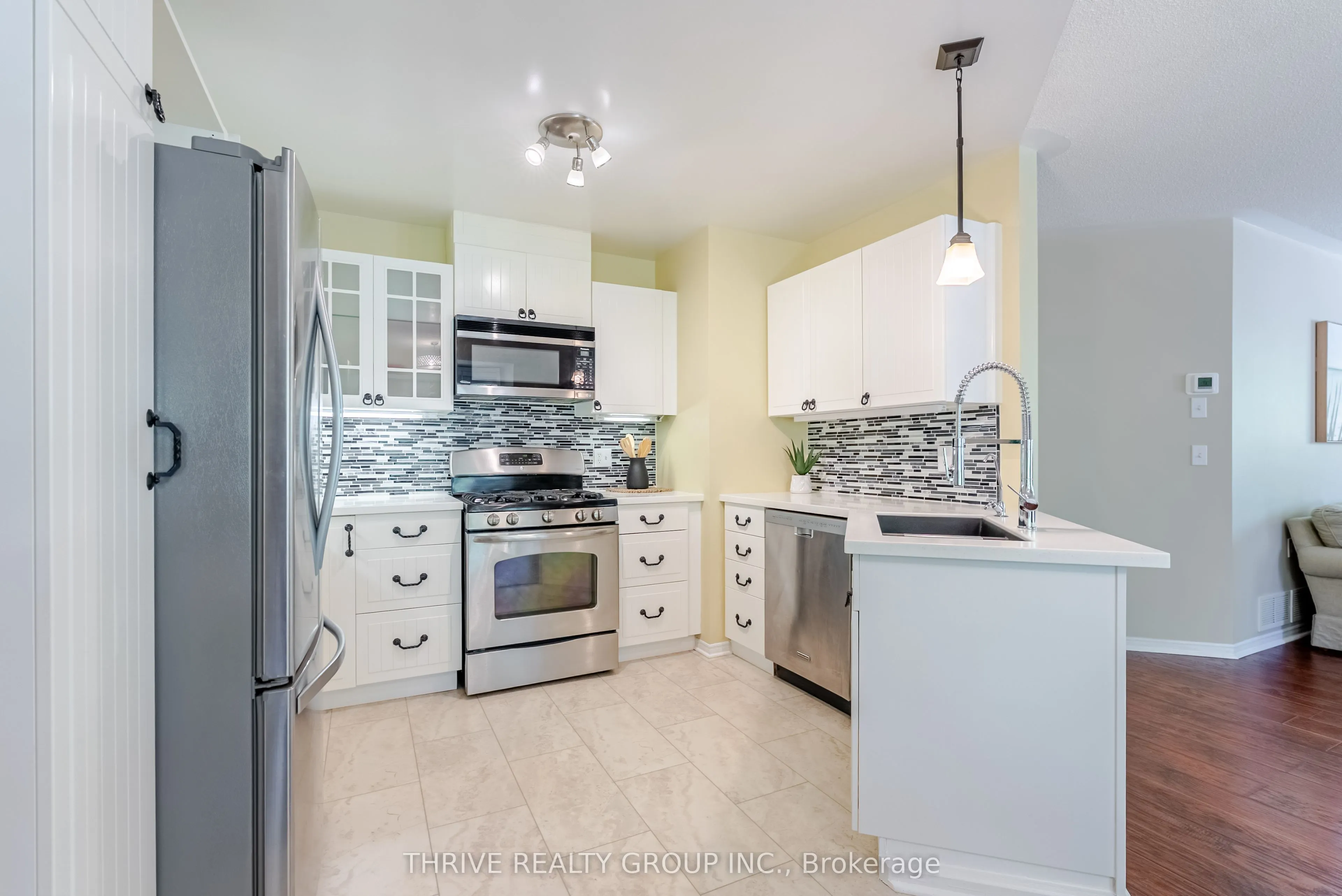 875 Thistledown Way, #15