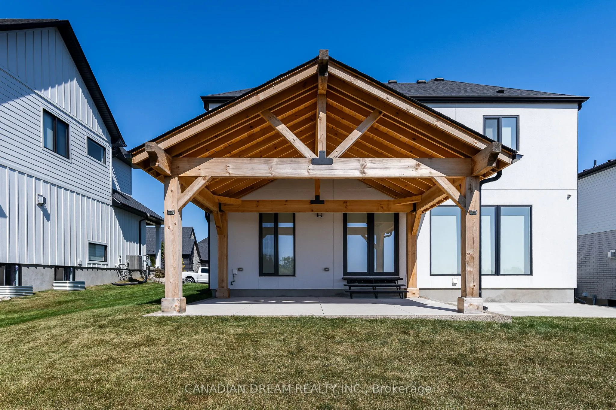 77 Crestview Drive