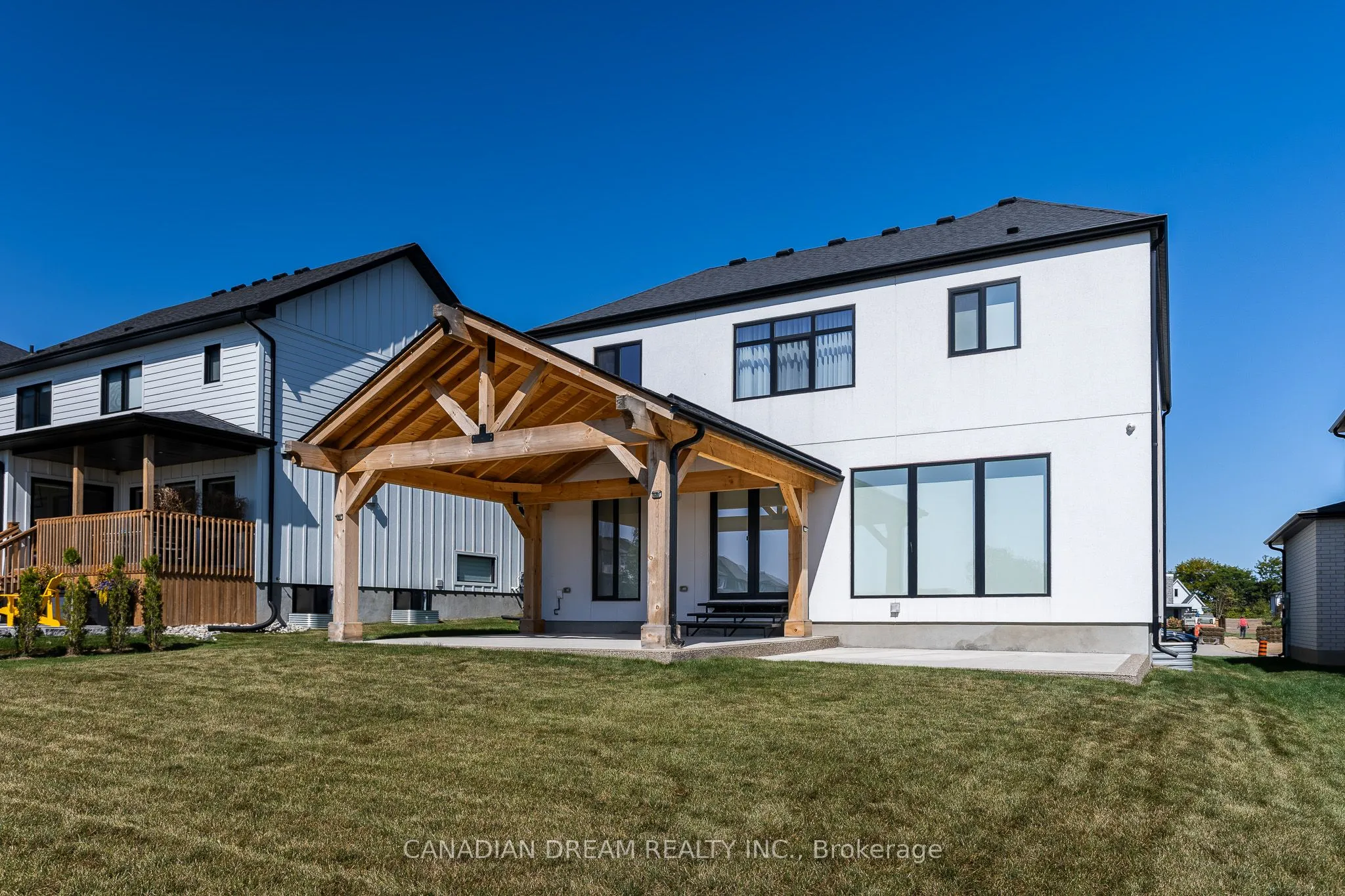 77 Crestview Drive
