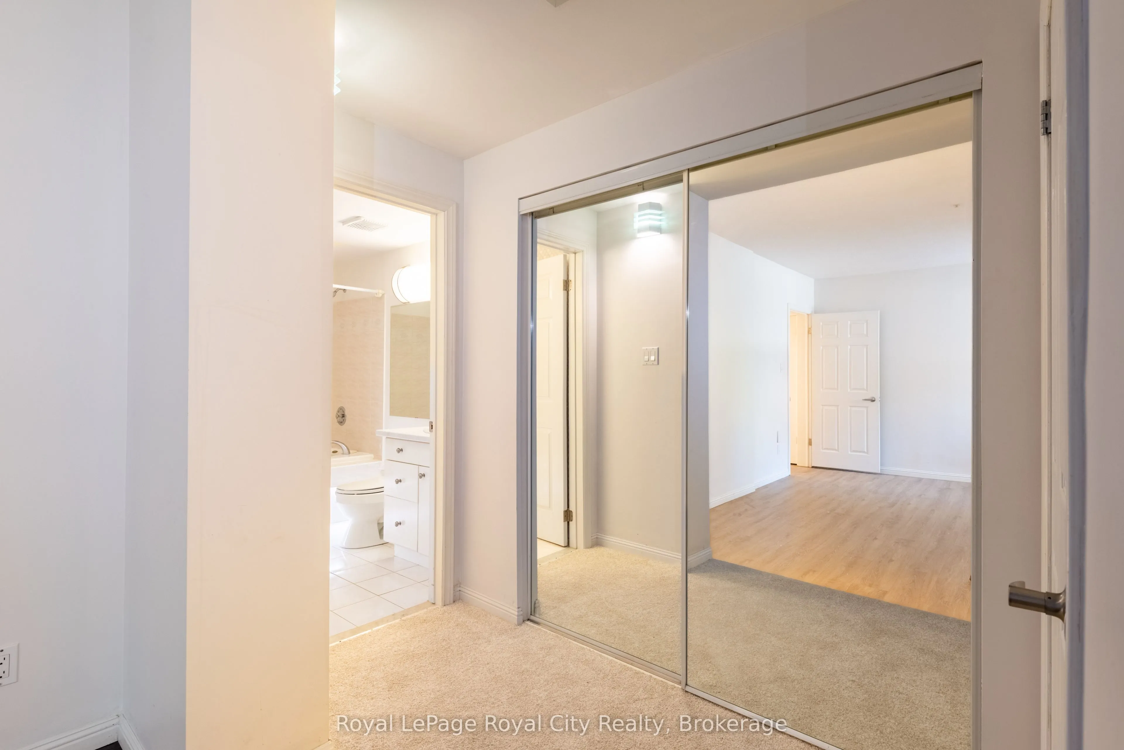 57 Suffolk Street W, #101
