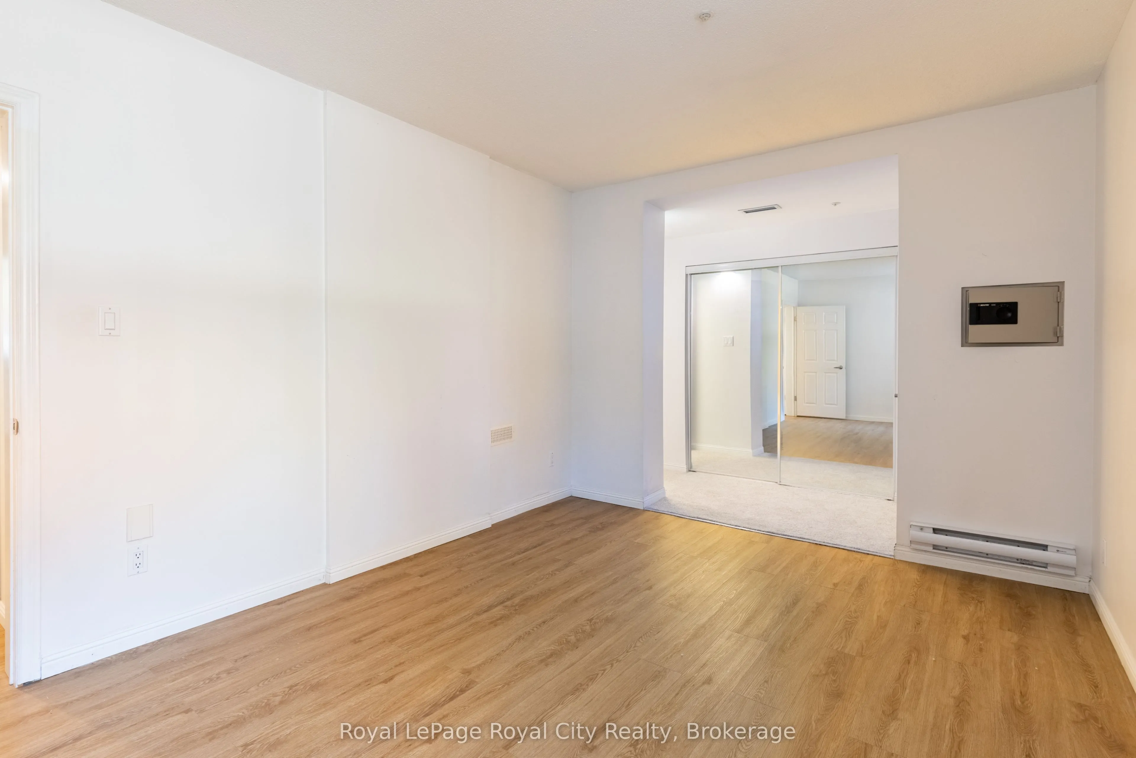 57 Suffolk Street W, #101