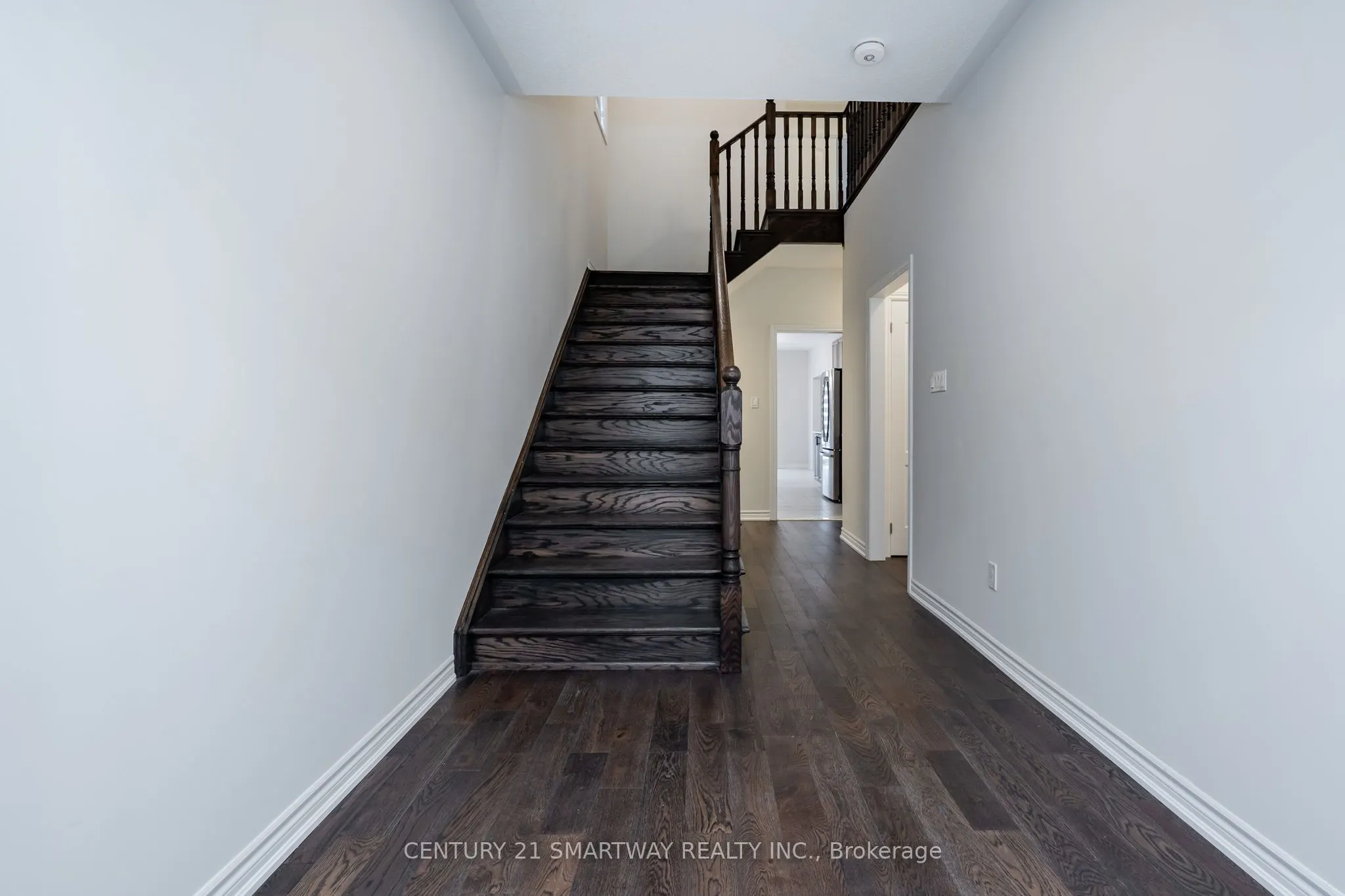 26 Huntsworth Avenue