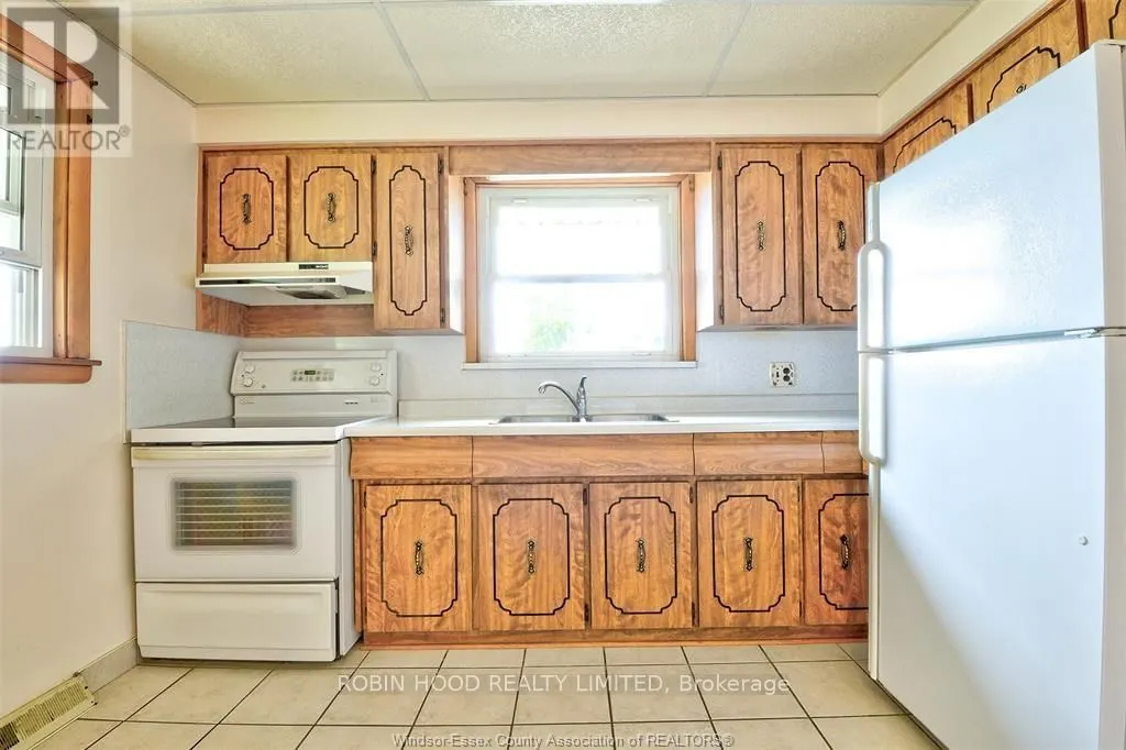 615 Giles Boulevard W, #Main floor