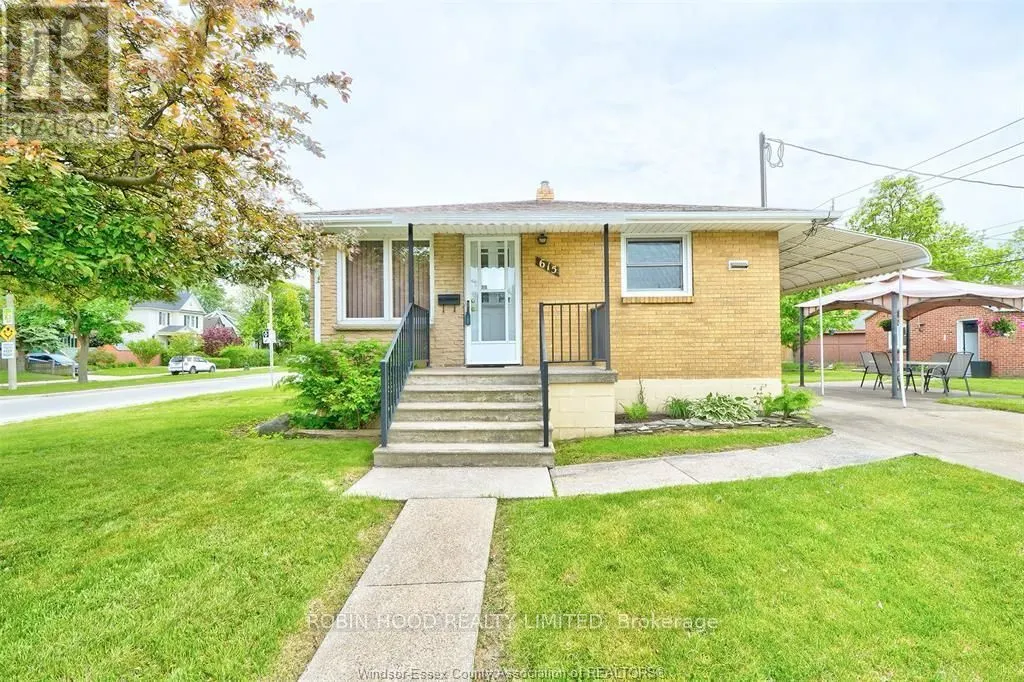 615 Giles Boulevard W, #Main floor