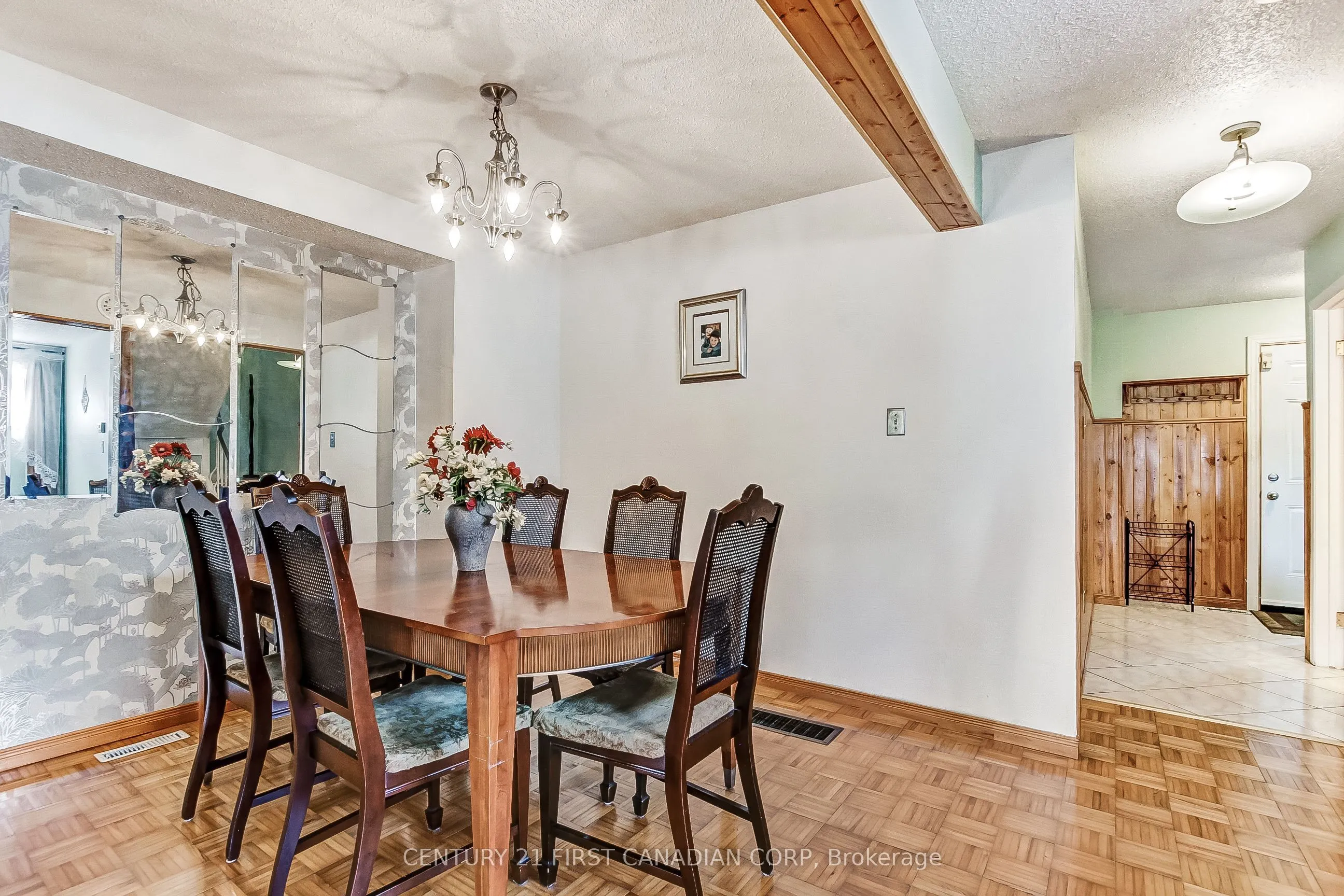 700 Osgoode Drive, #102