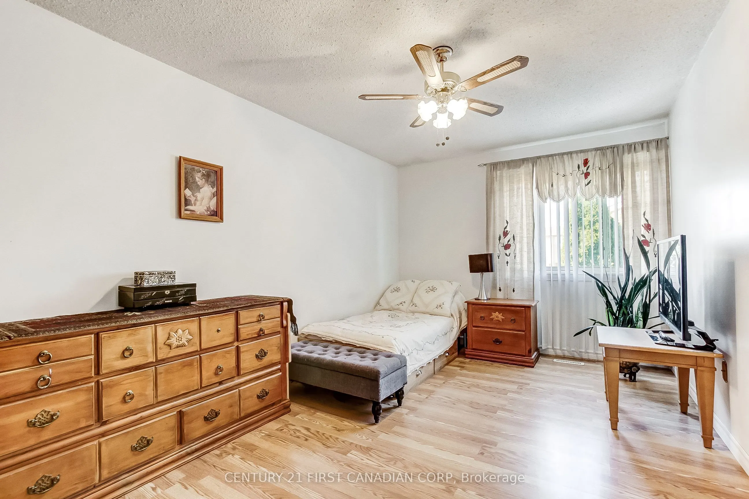 700 Osgoode Drive, #102