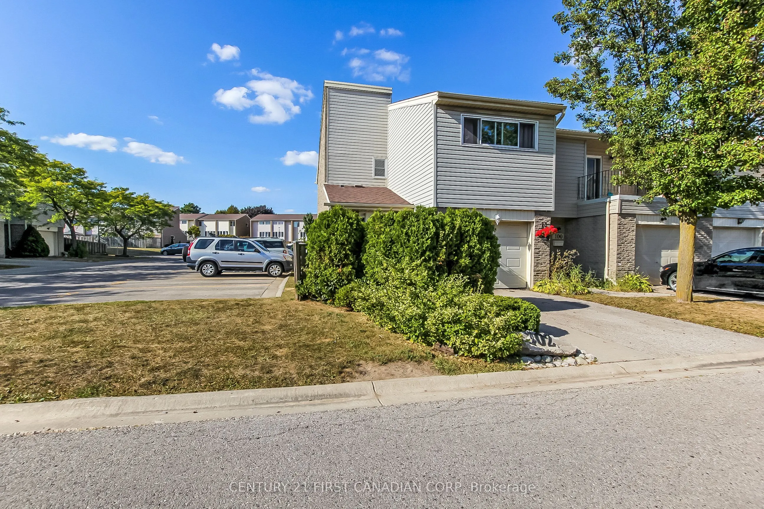 700 Osgoode Drive, #102