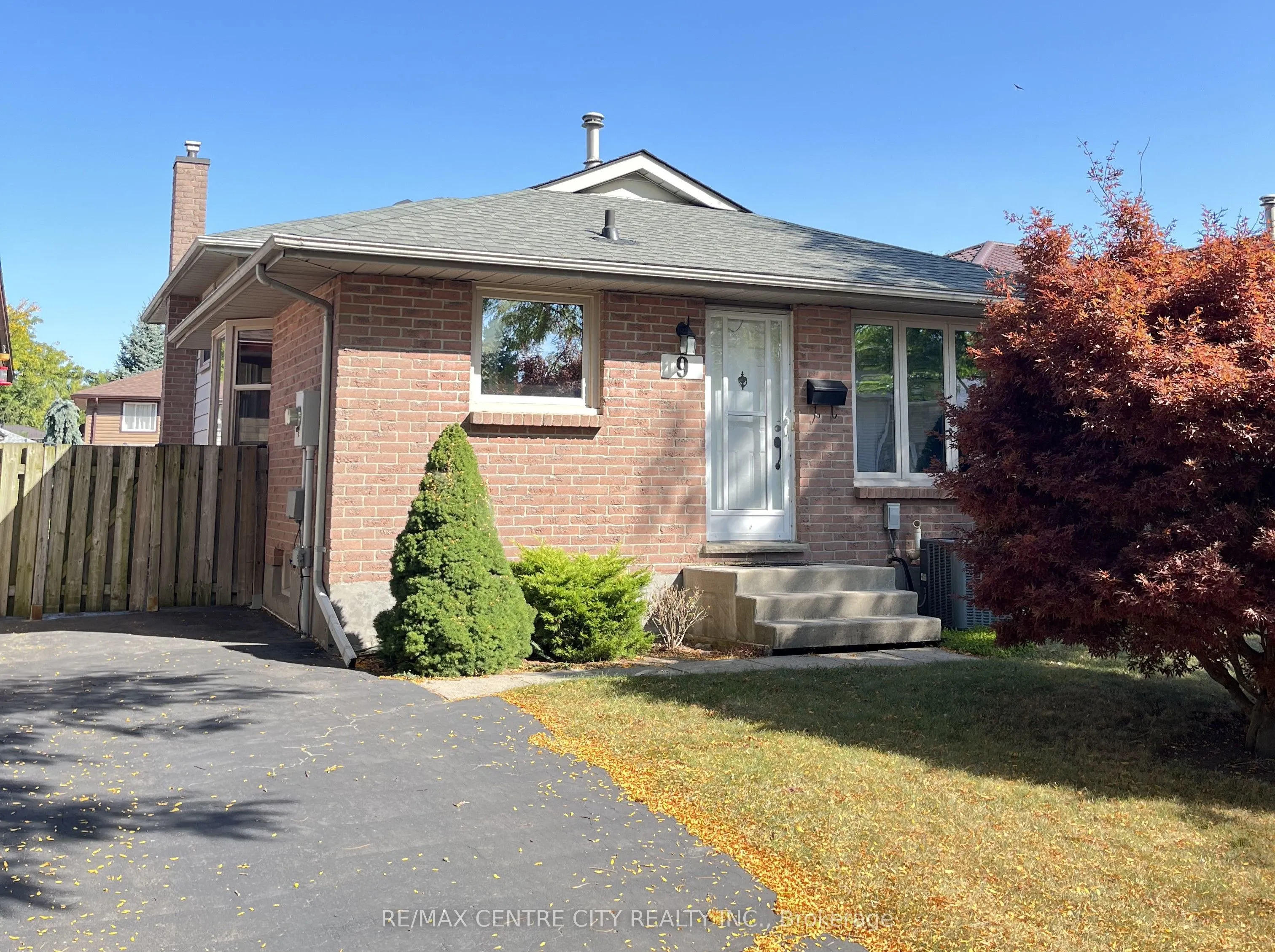 9 Speight Crescent