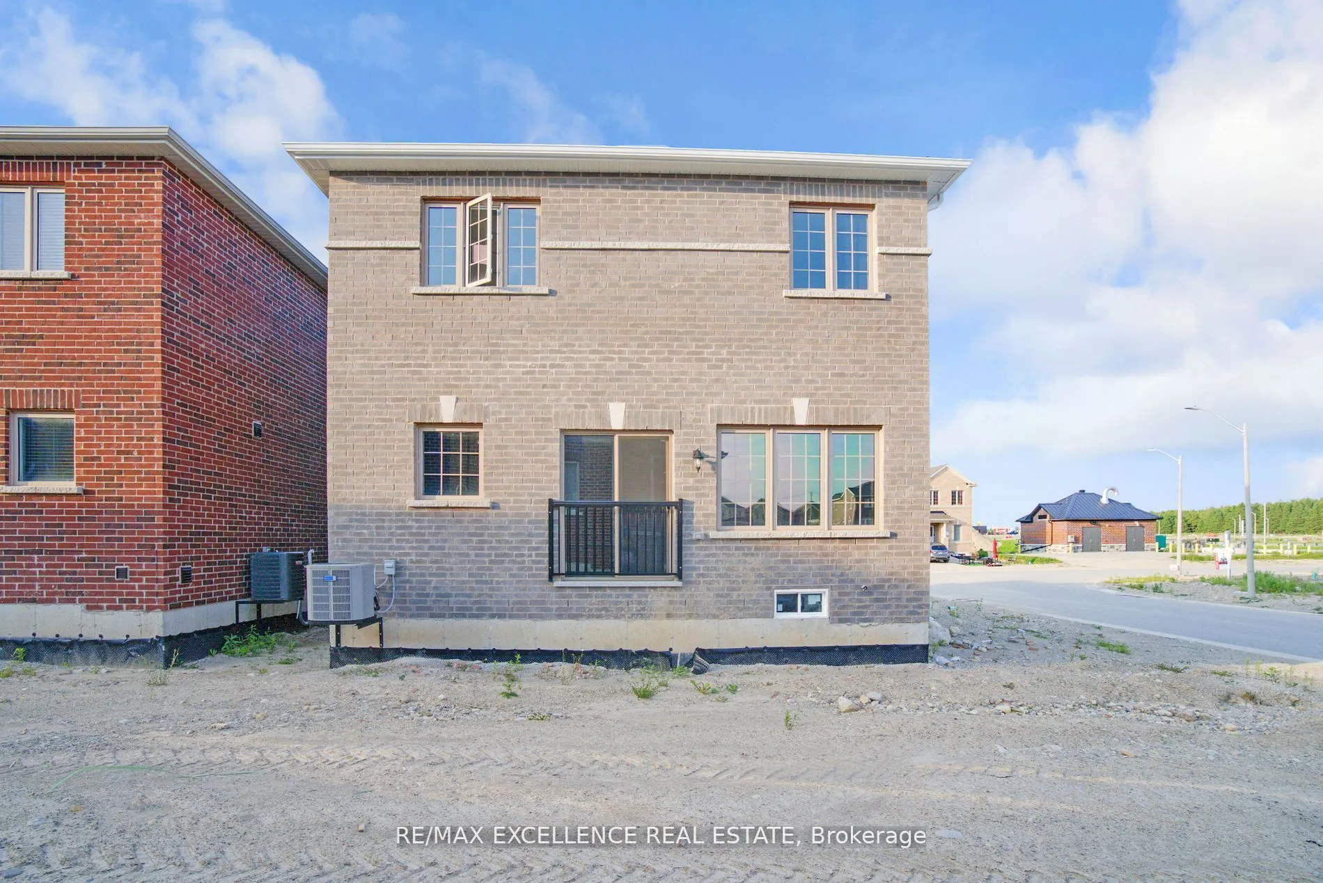 439 Vandusen Avenue