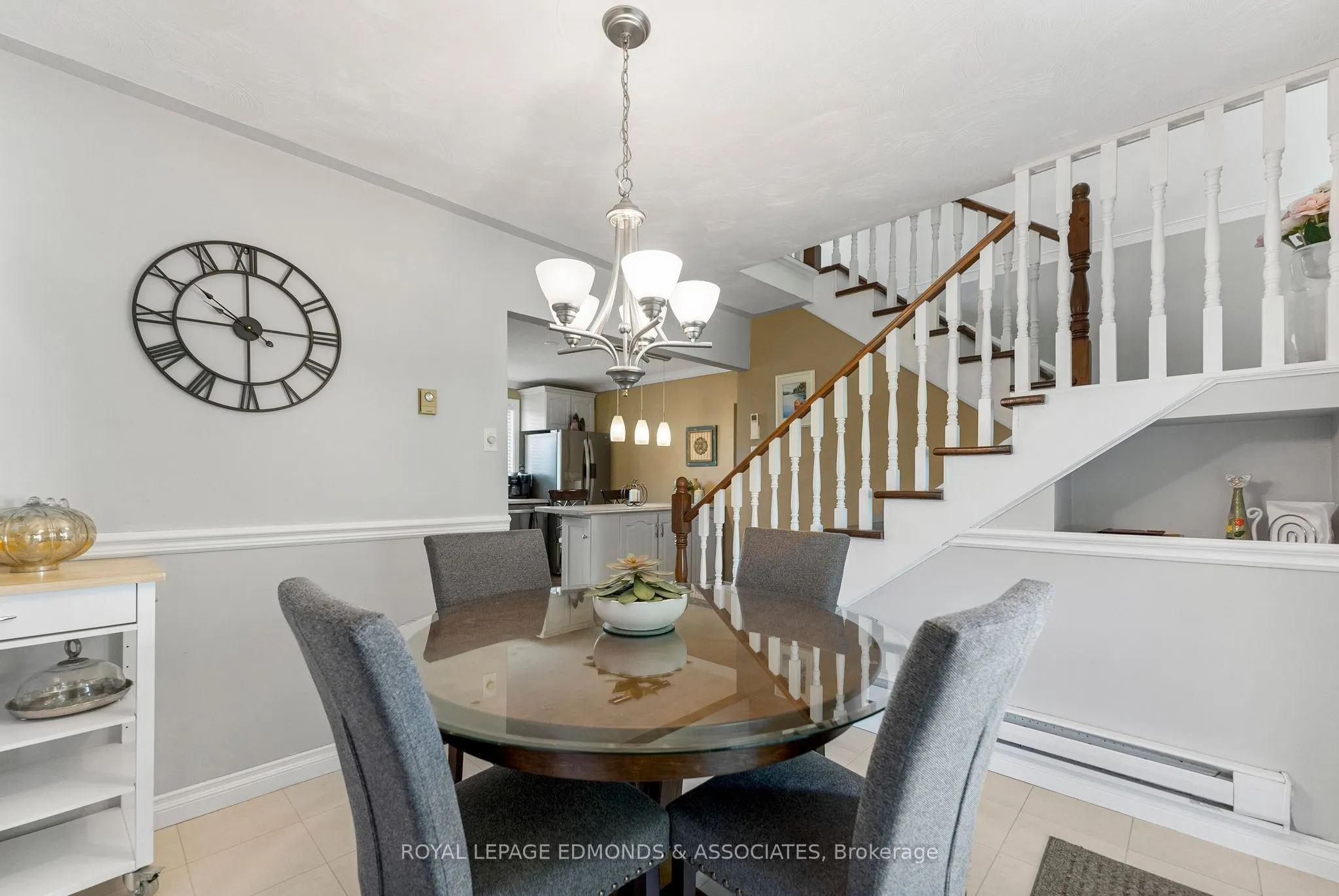 24 Robinson Lane
