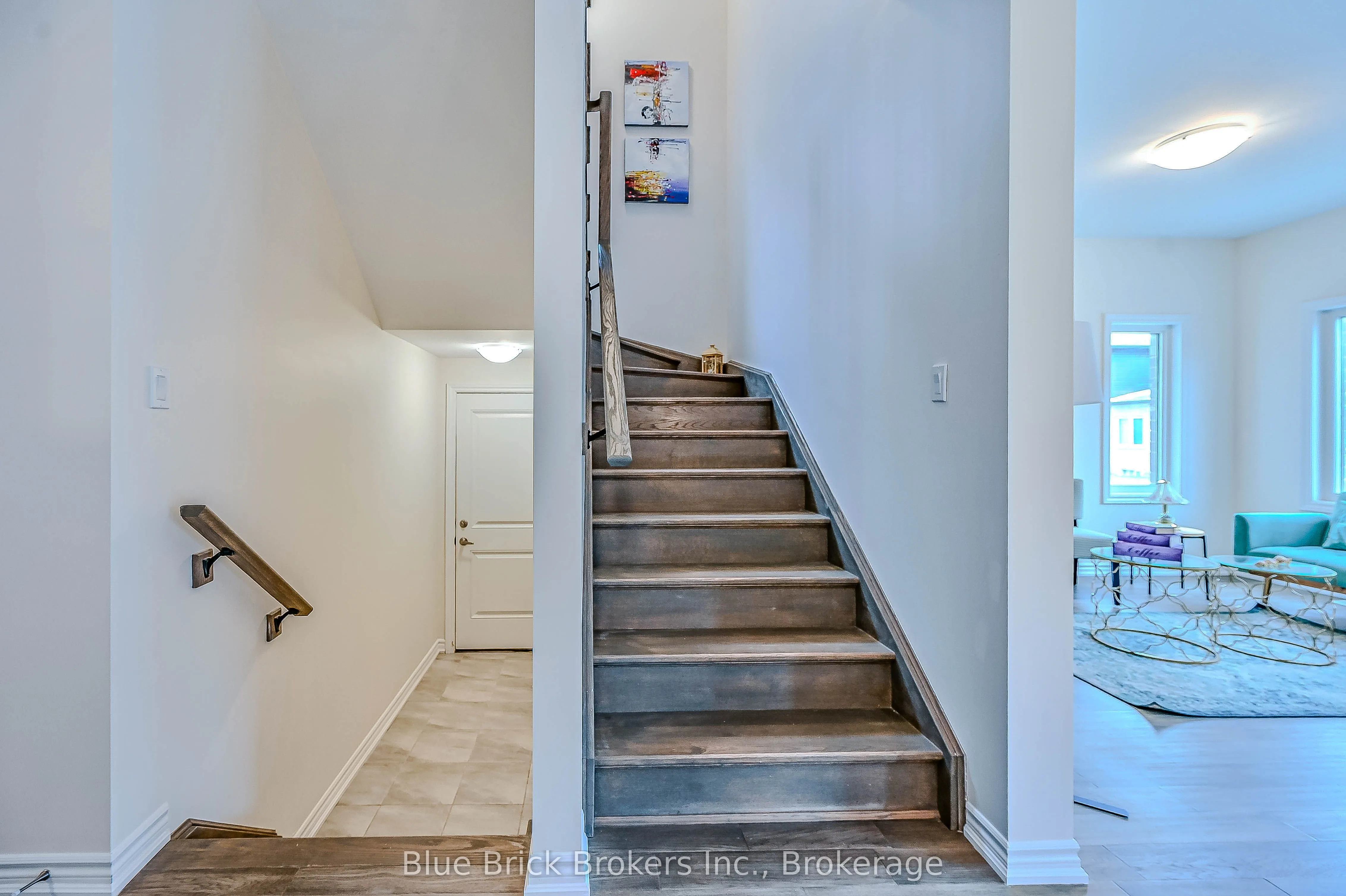 12 Hildred Street