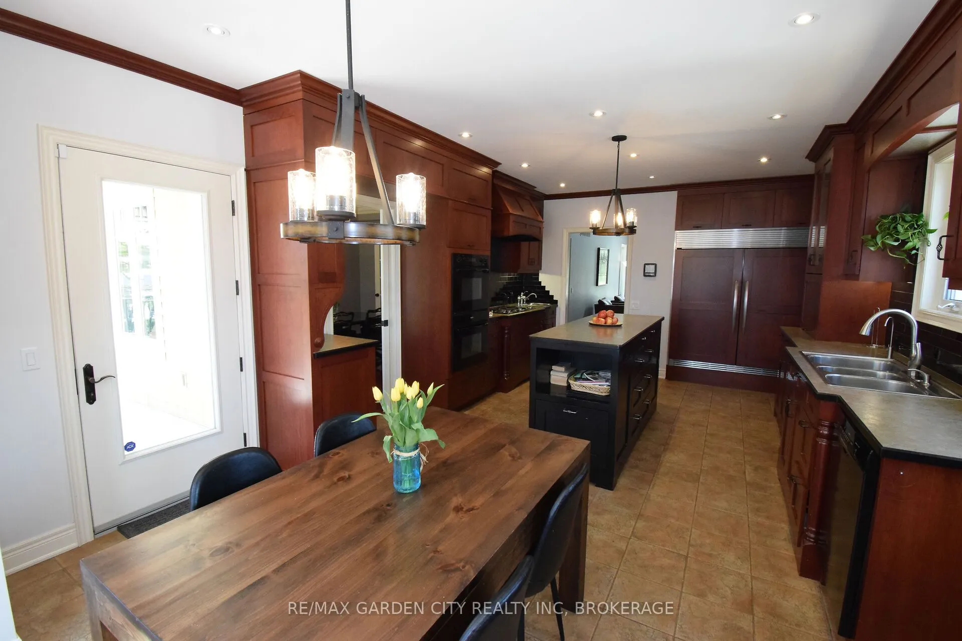 273 Canboro Road