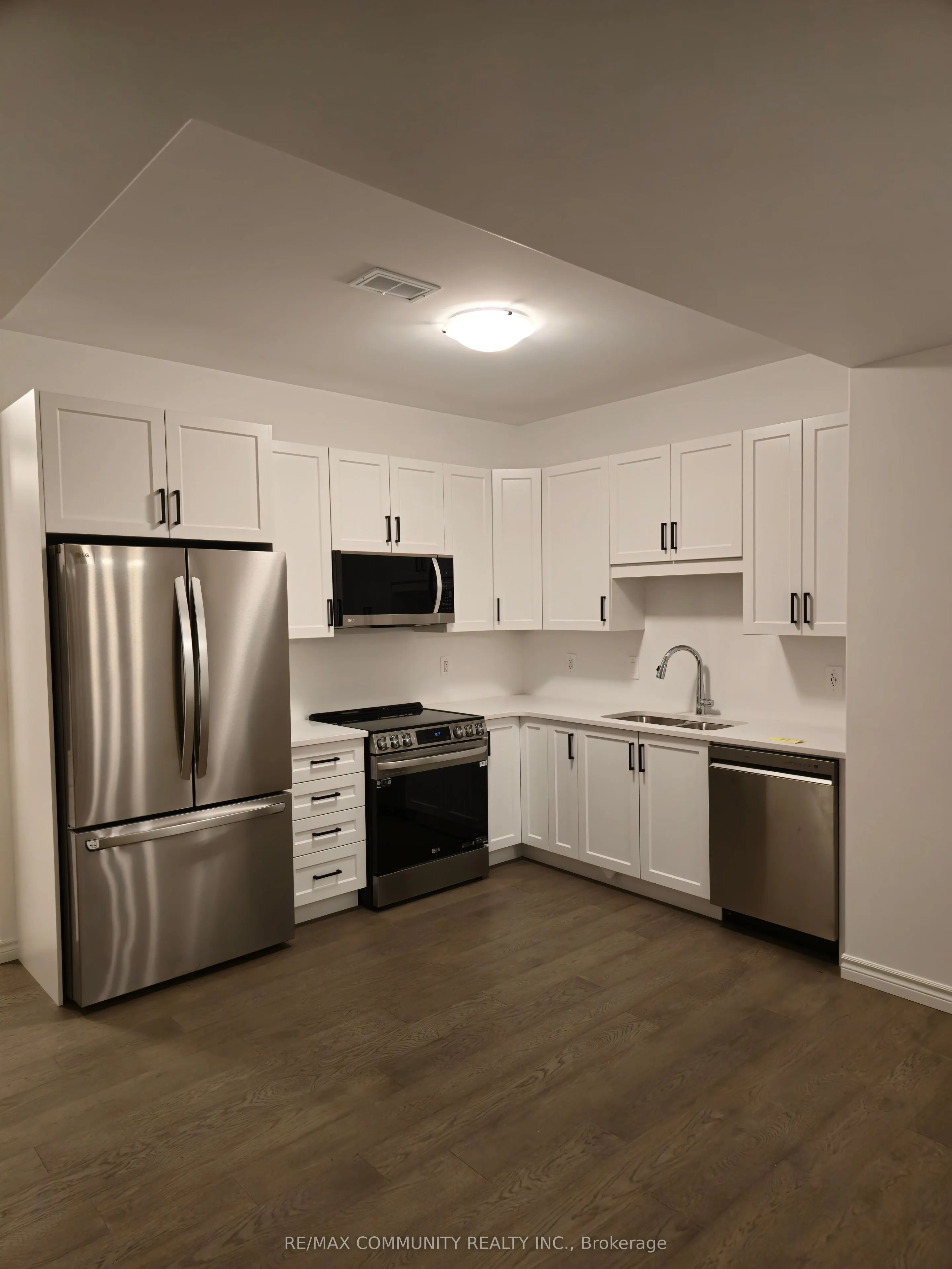 10 Otonabee Street