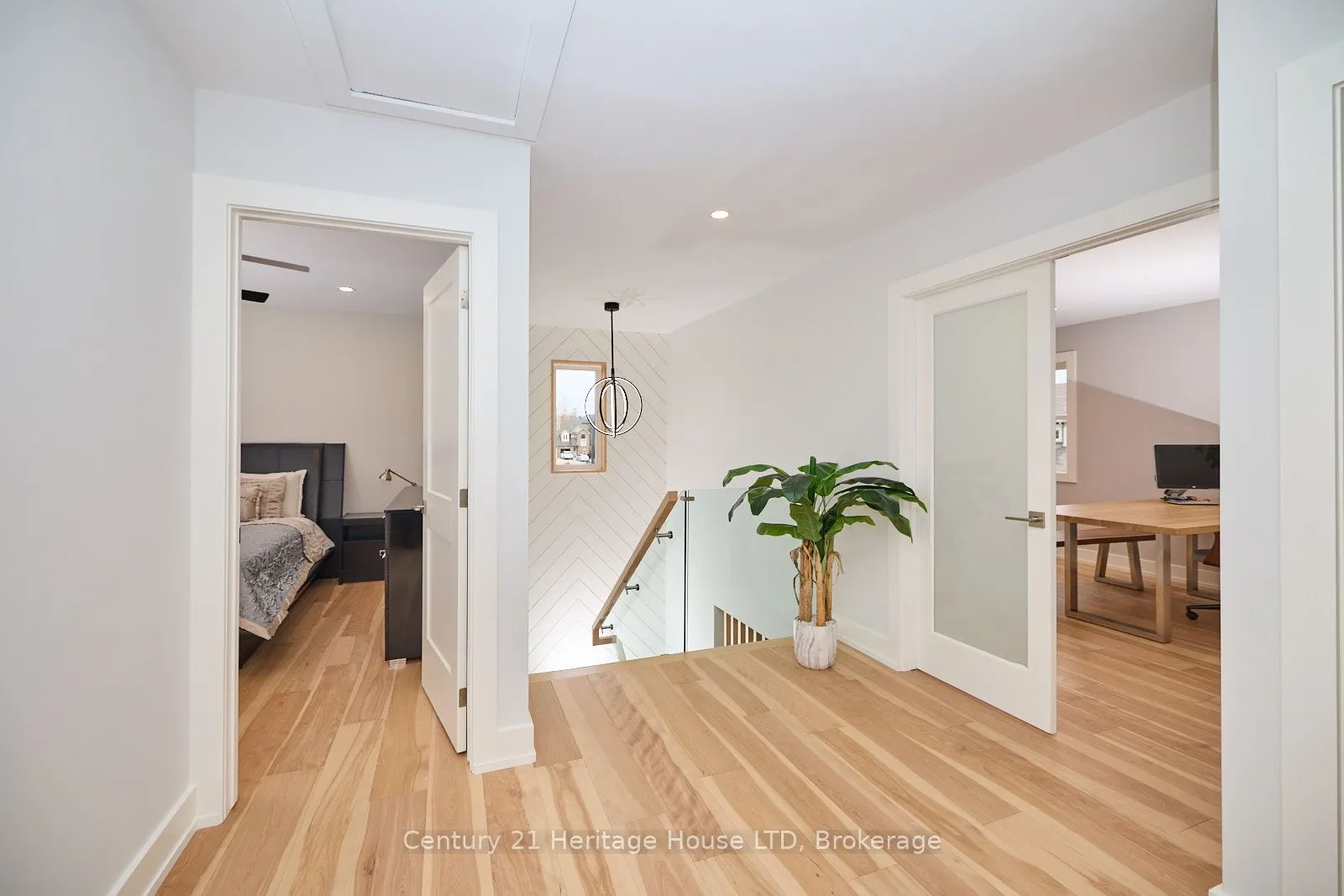 16 Corbin Street