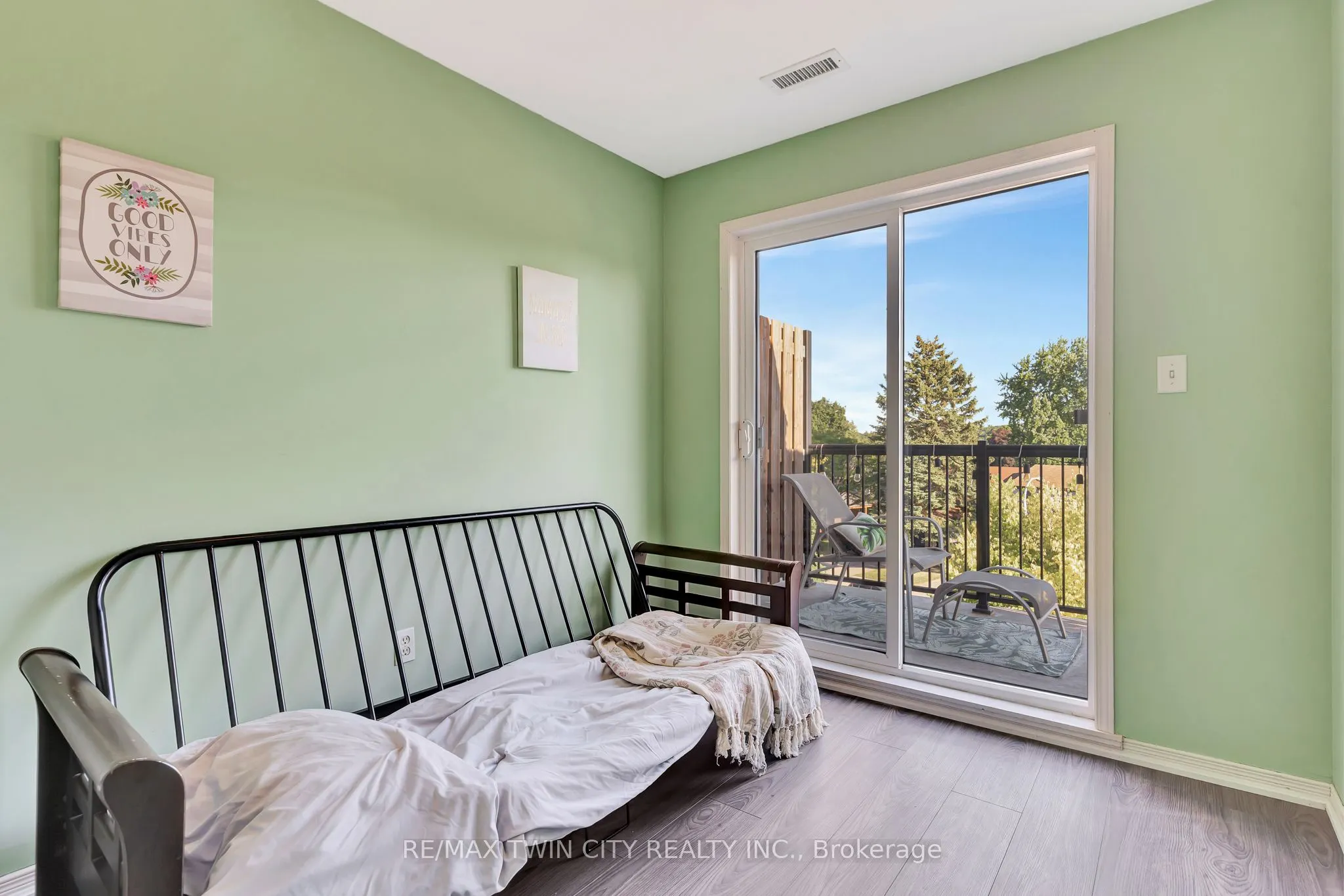 45 Cedarhill Crescent, #1D