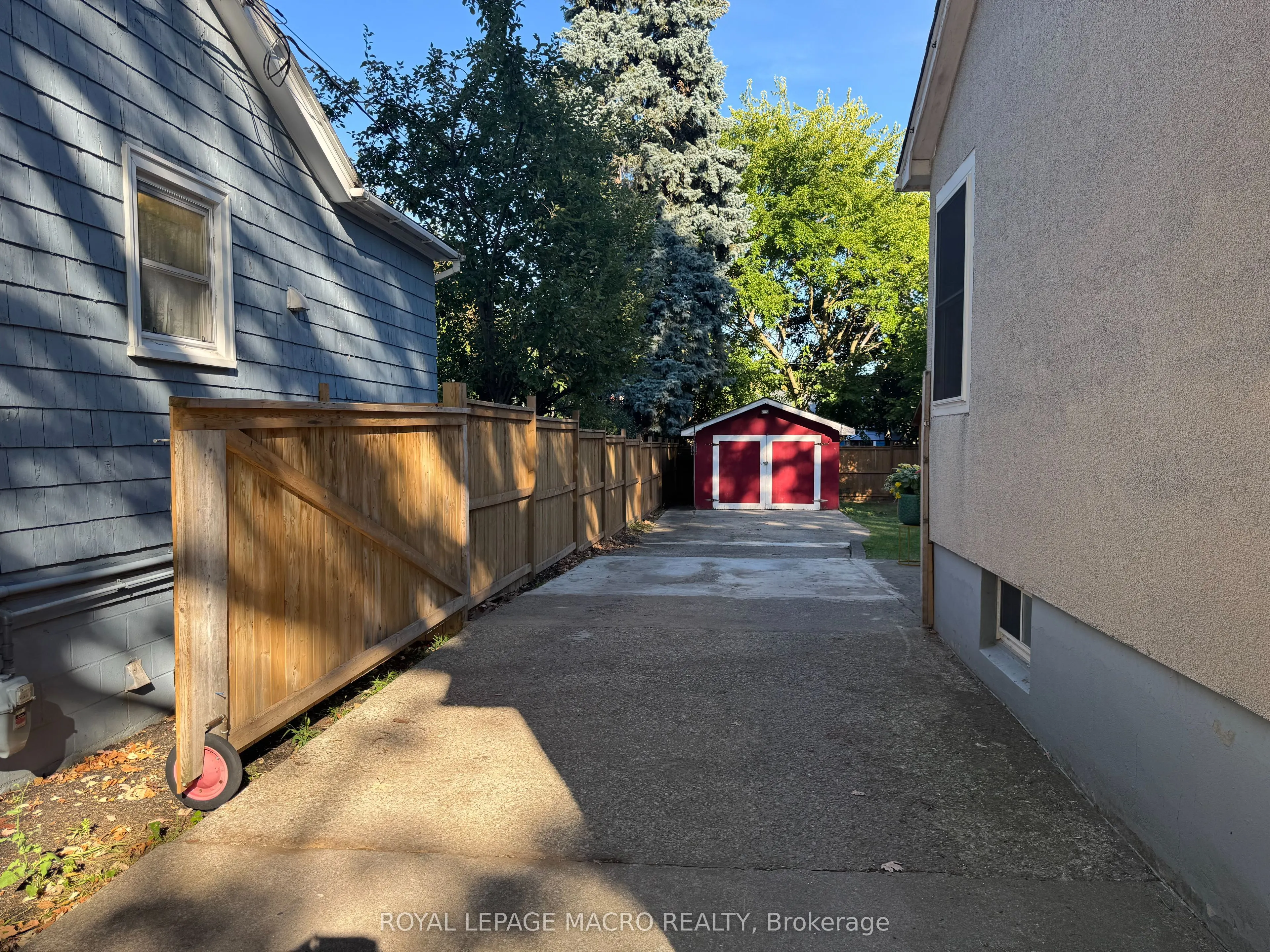 28 Longfellow Avenue