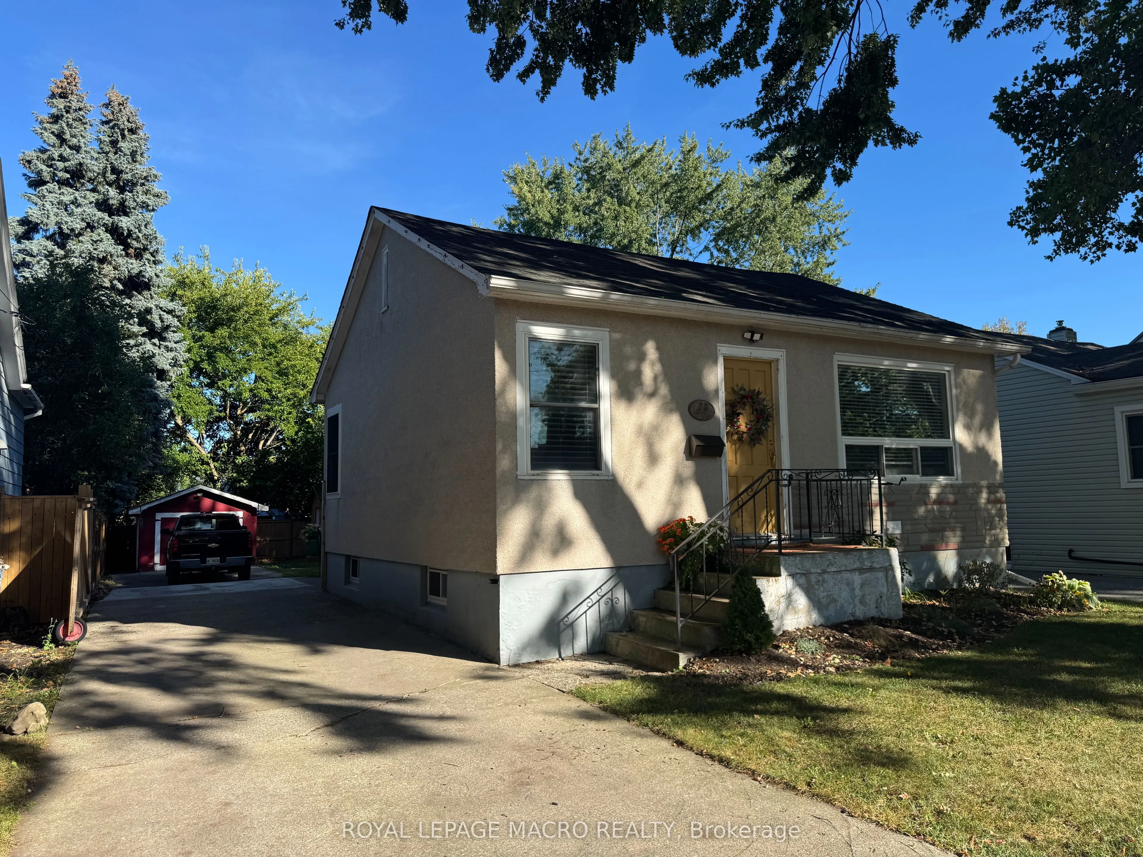28 Longfellow Avenue