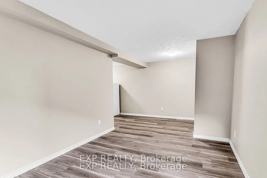 601 Barber Avenue N, #104