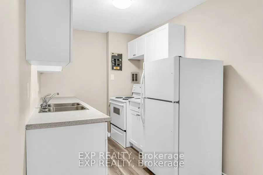 601 Barber Avenue N, #104