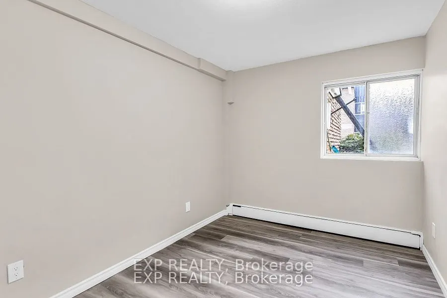 601 Barber Avenue N, #104