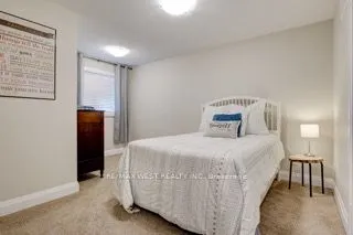 68 Challenger Avenue
