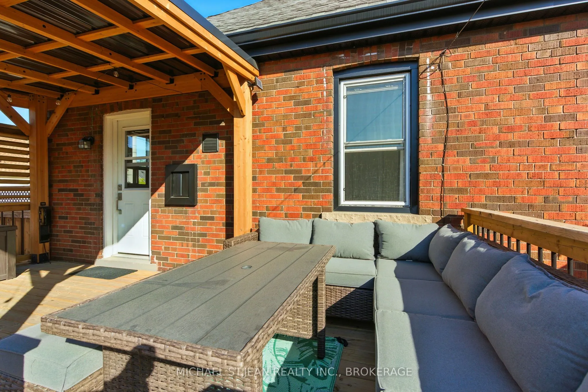 201 Fairfield Avenue
