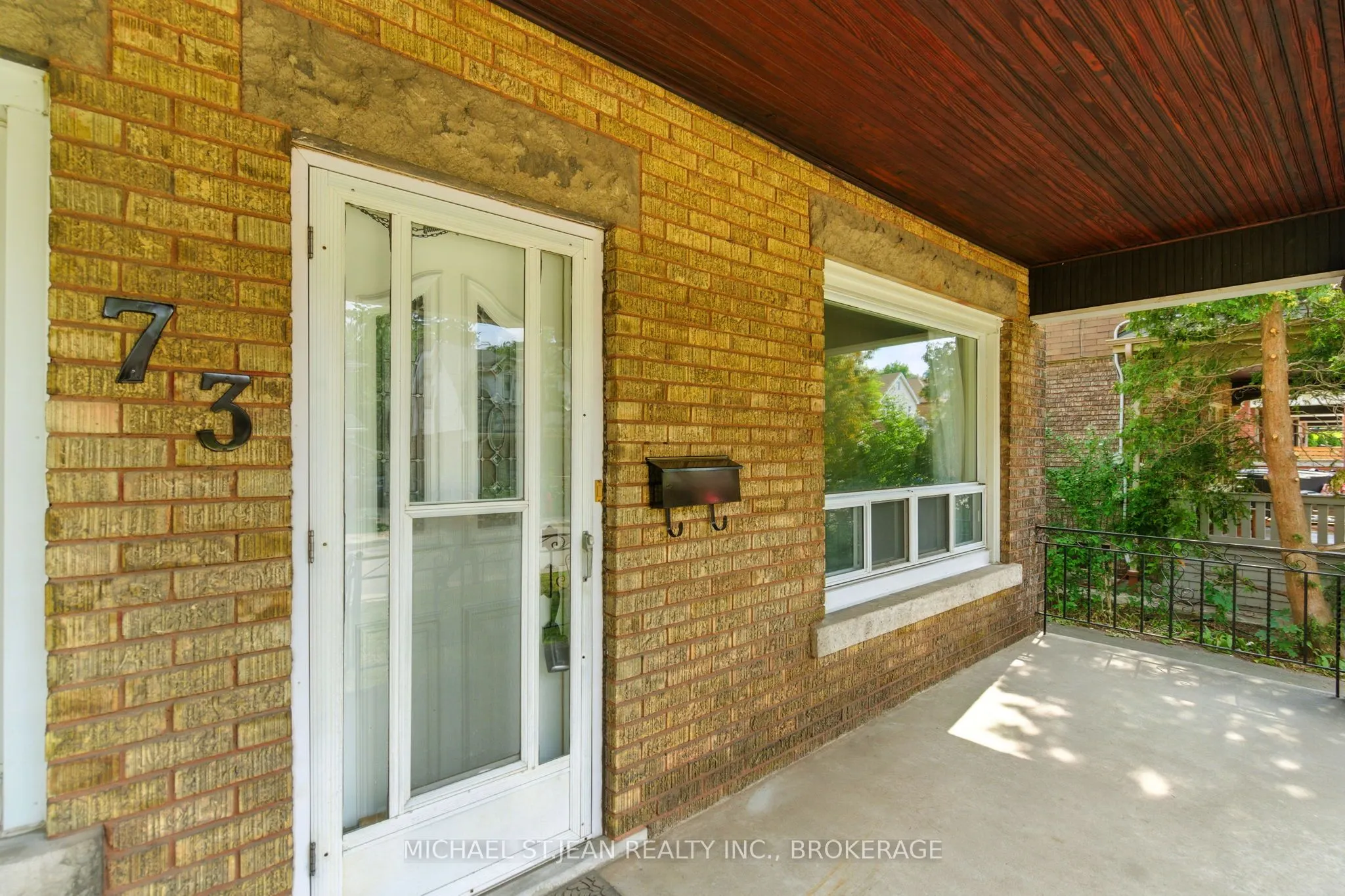 73 Balmoral Avenue S