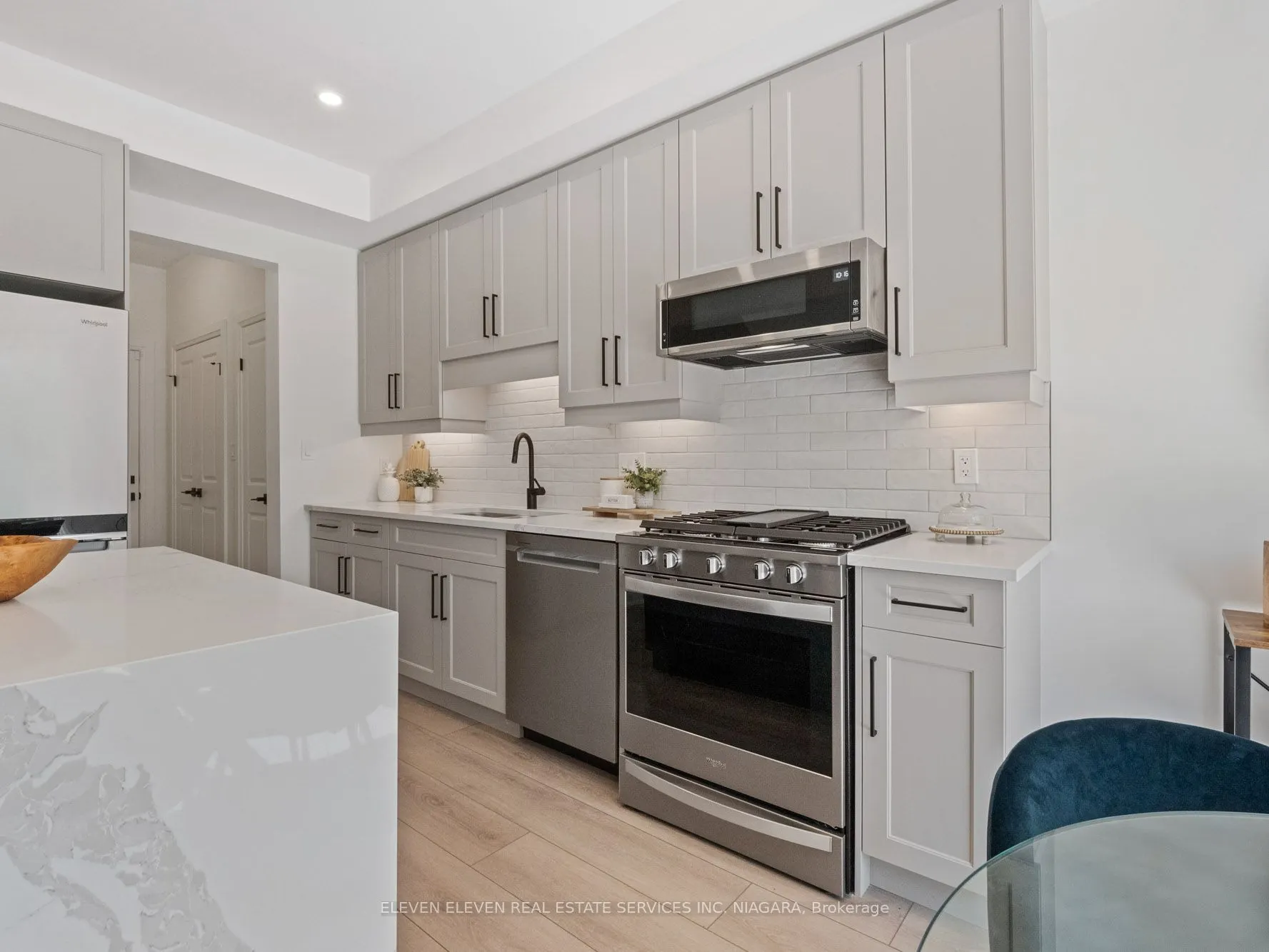 4552 Portage Road, #84