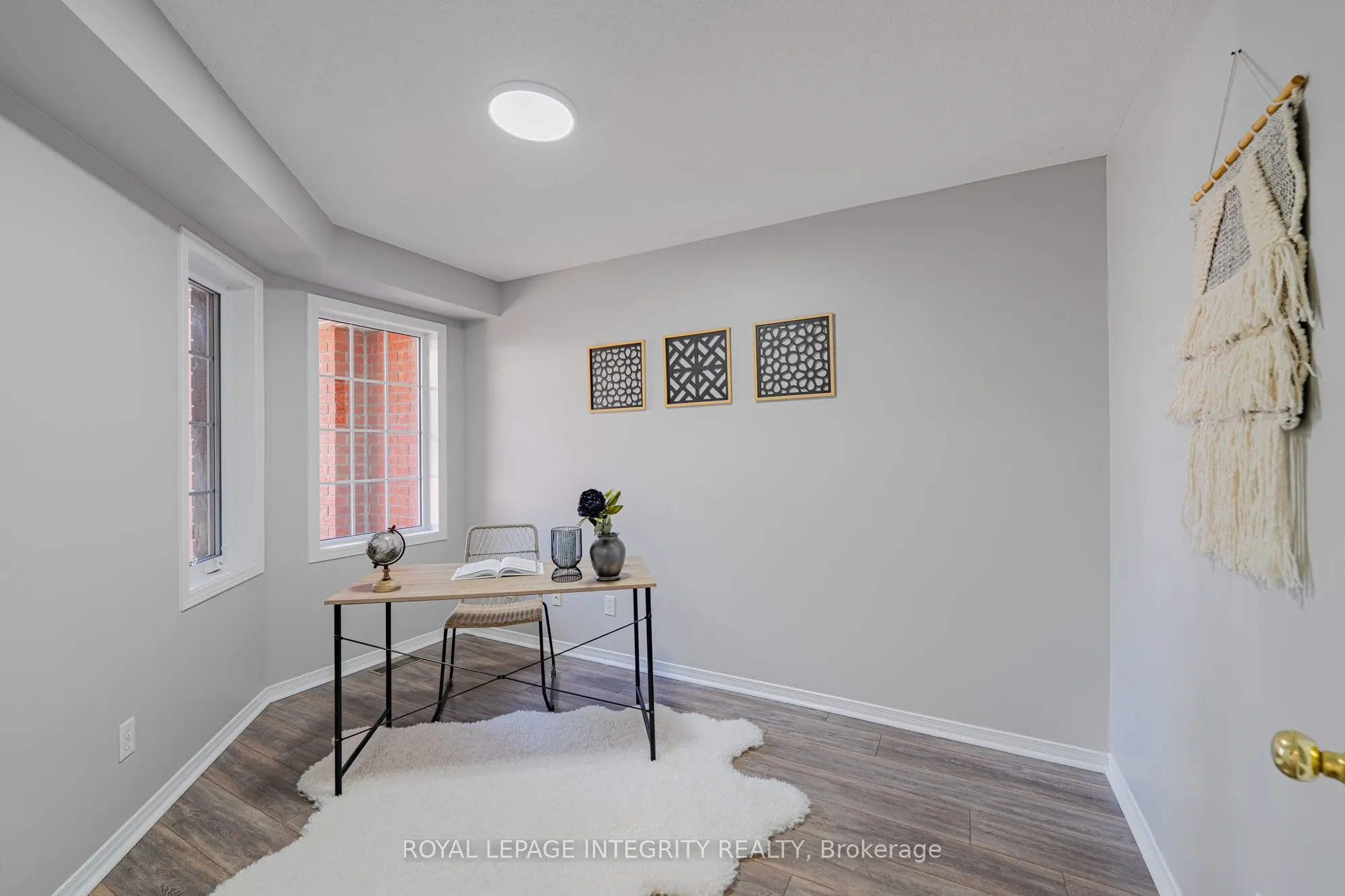 165 Kinross Private