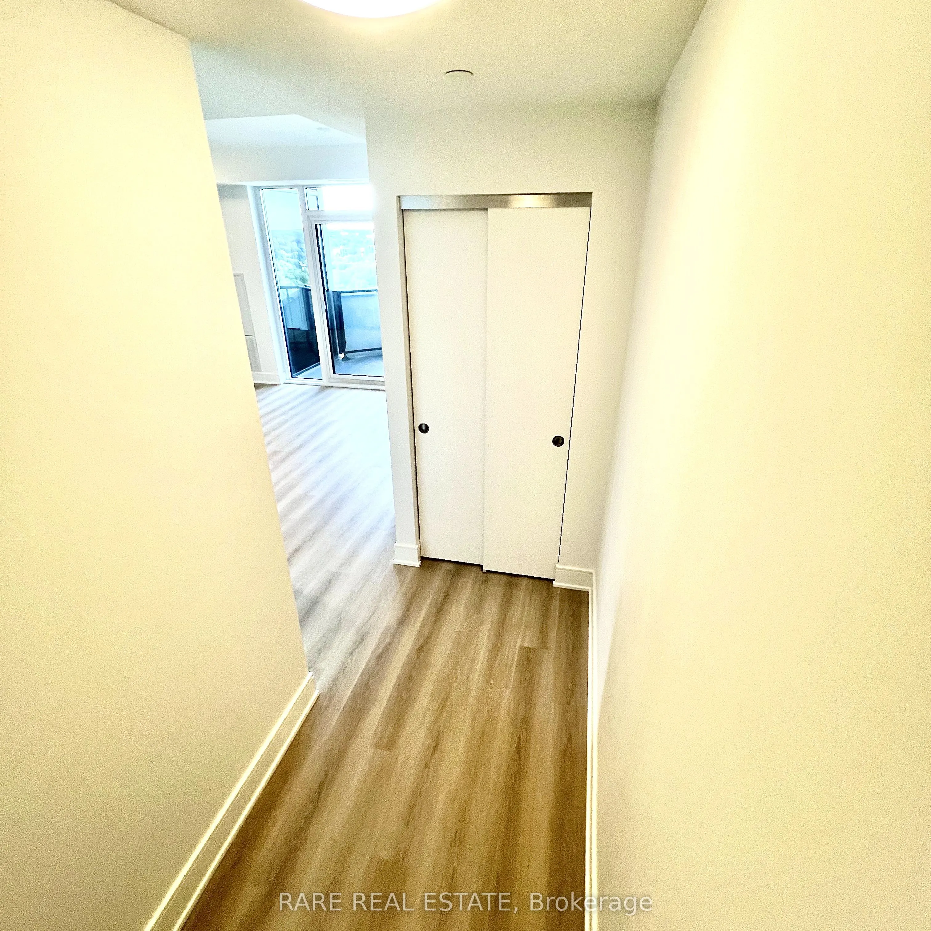 25 Wellington Street S, #1603