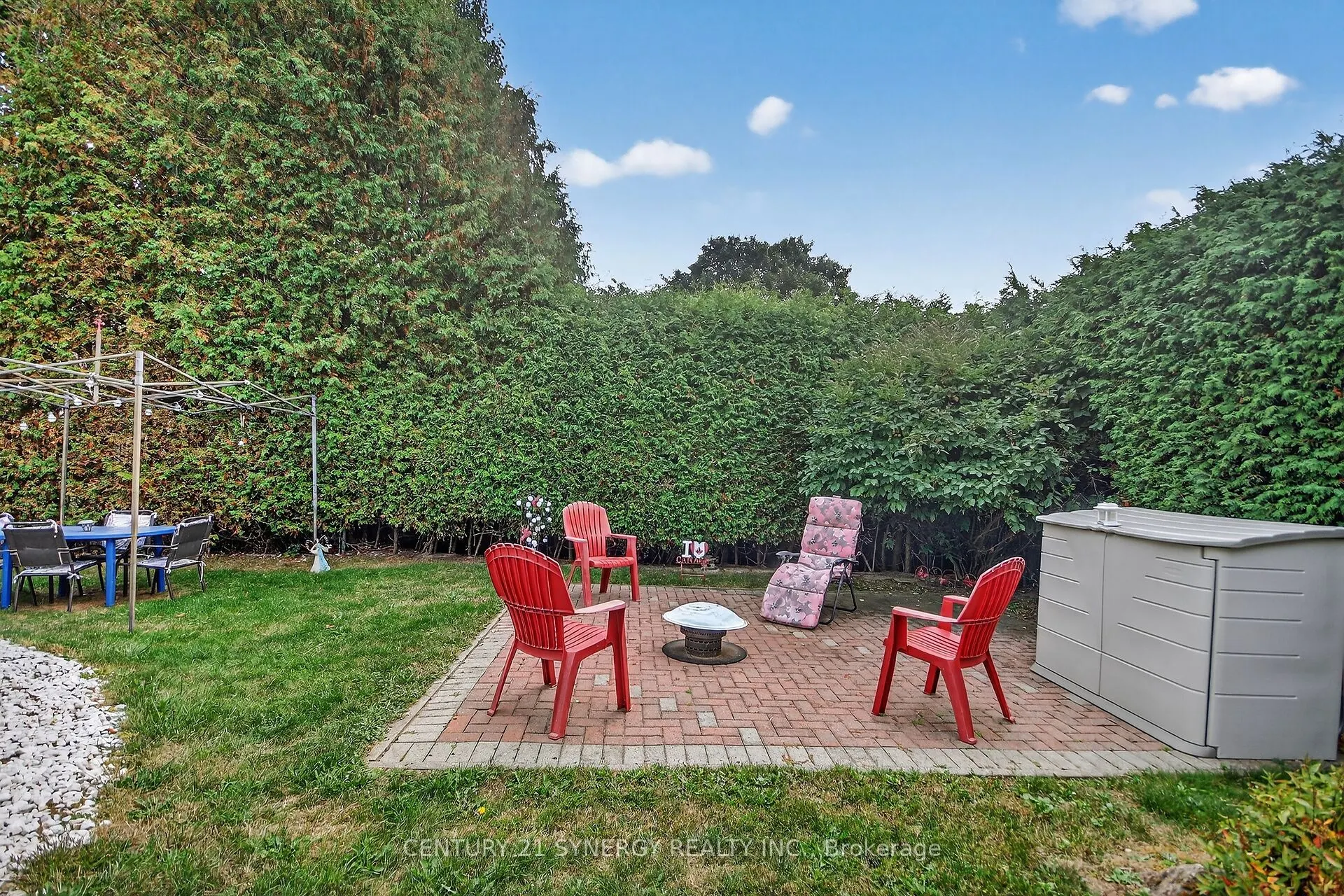 61 Fieldgate Drive