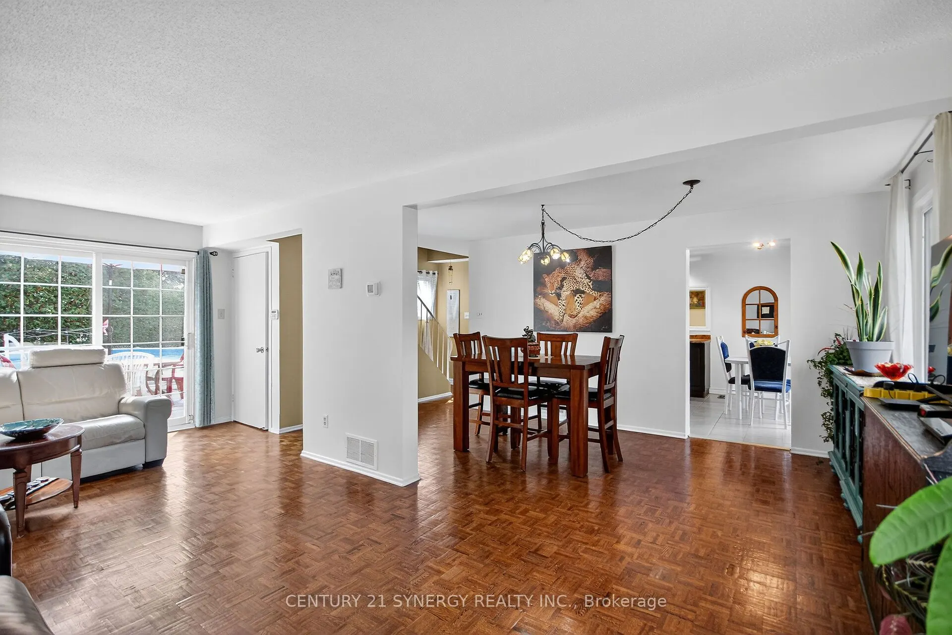61 Fieldgate Drive