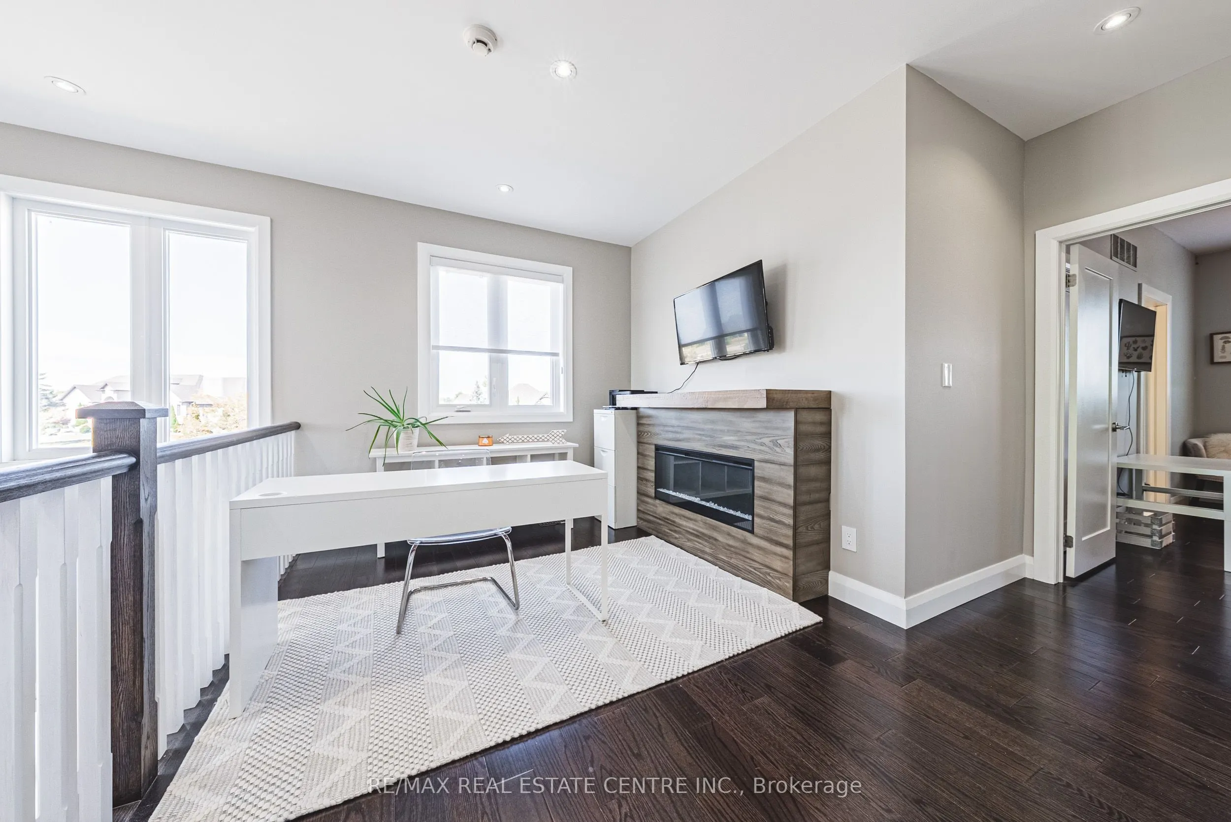 2855 Haldimand Road 9