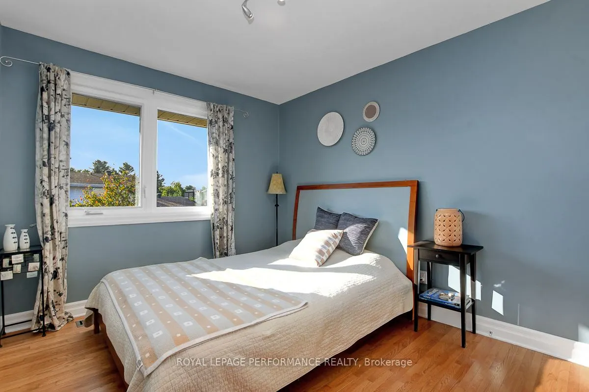 6 Sellers Way