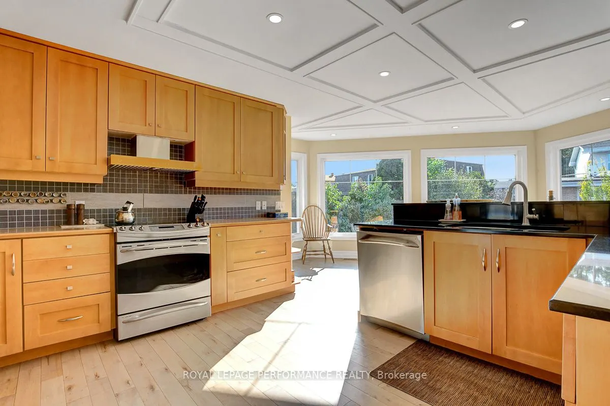 6 Sellers Way