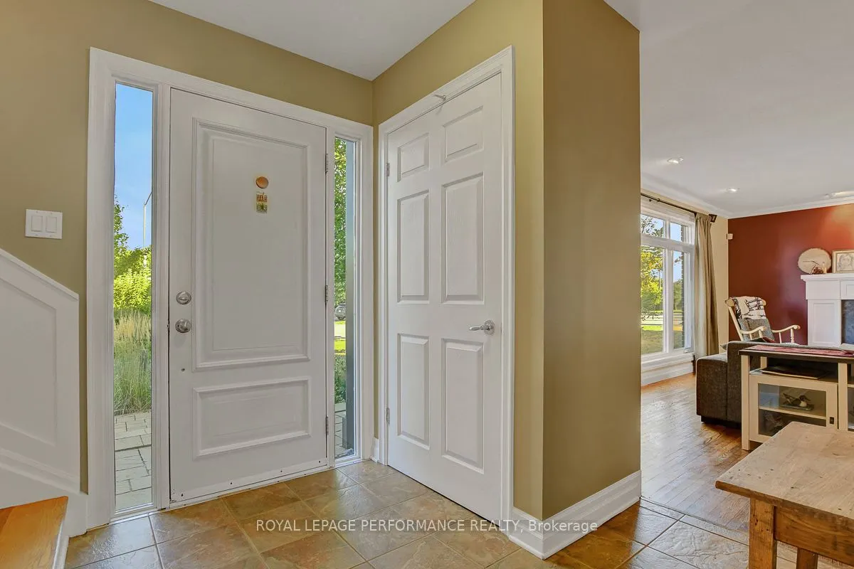 6 Sellers Way