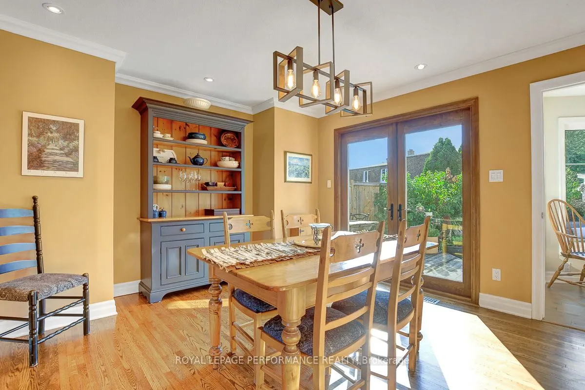 6 Sellers Way