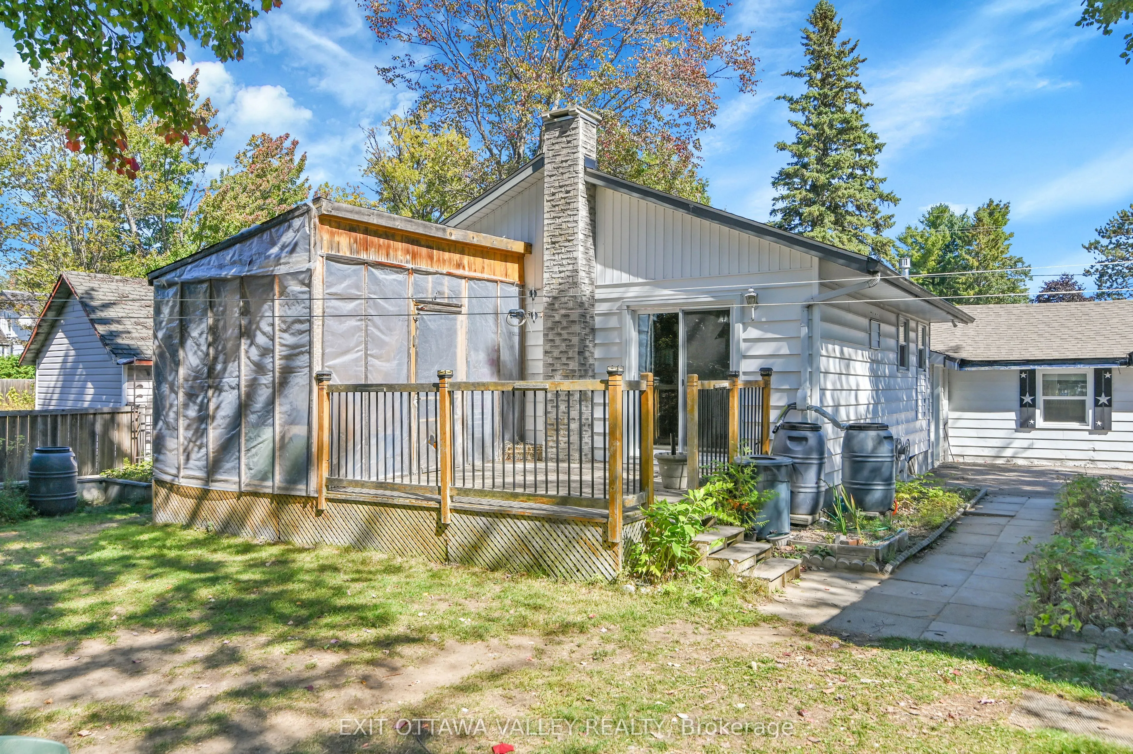 77 Doran Street