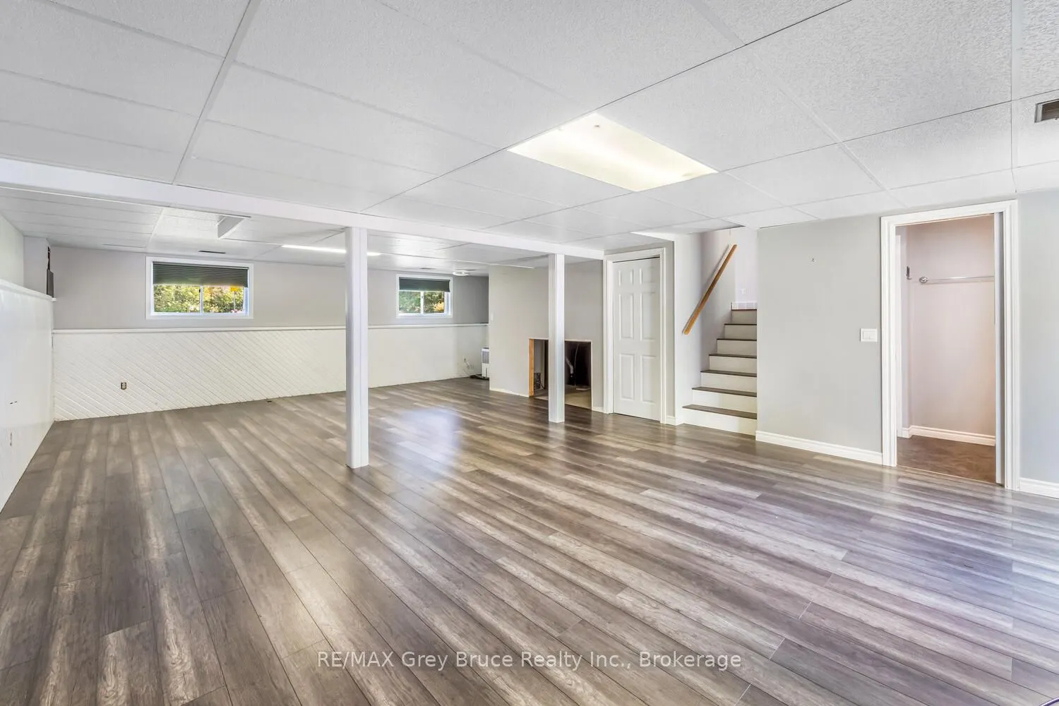 699 20TH Street W