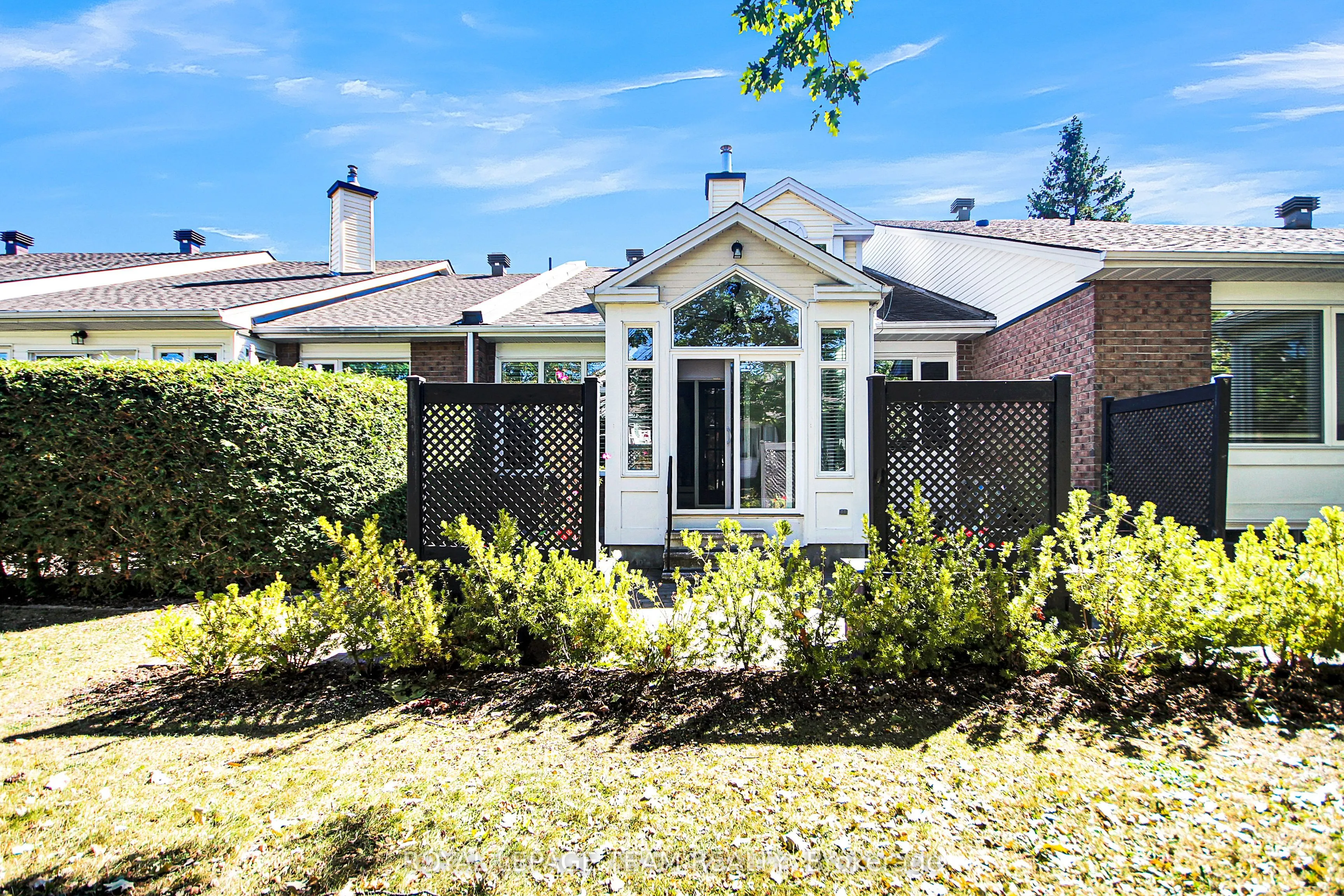 54 Innesbrook Court, #27