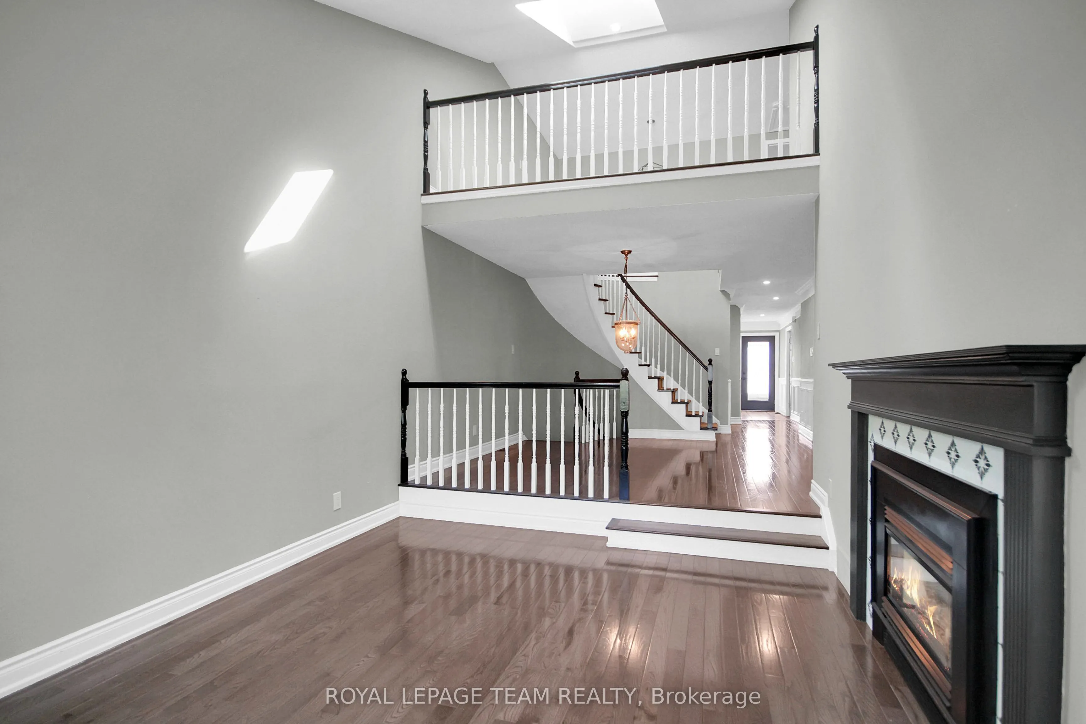 54 Innesbrook Court, #27
