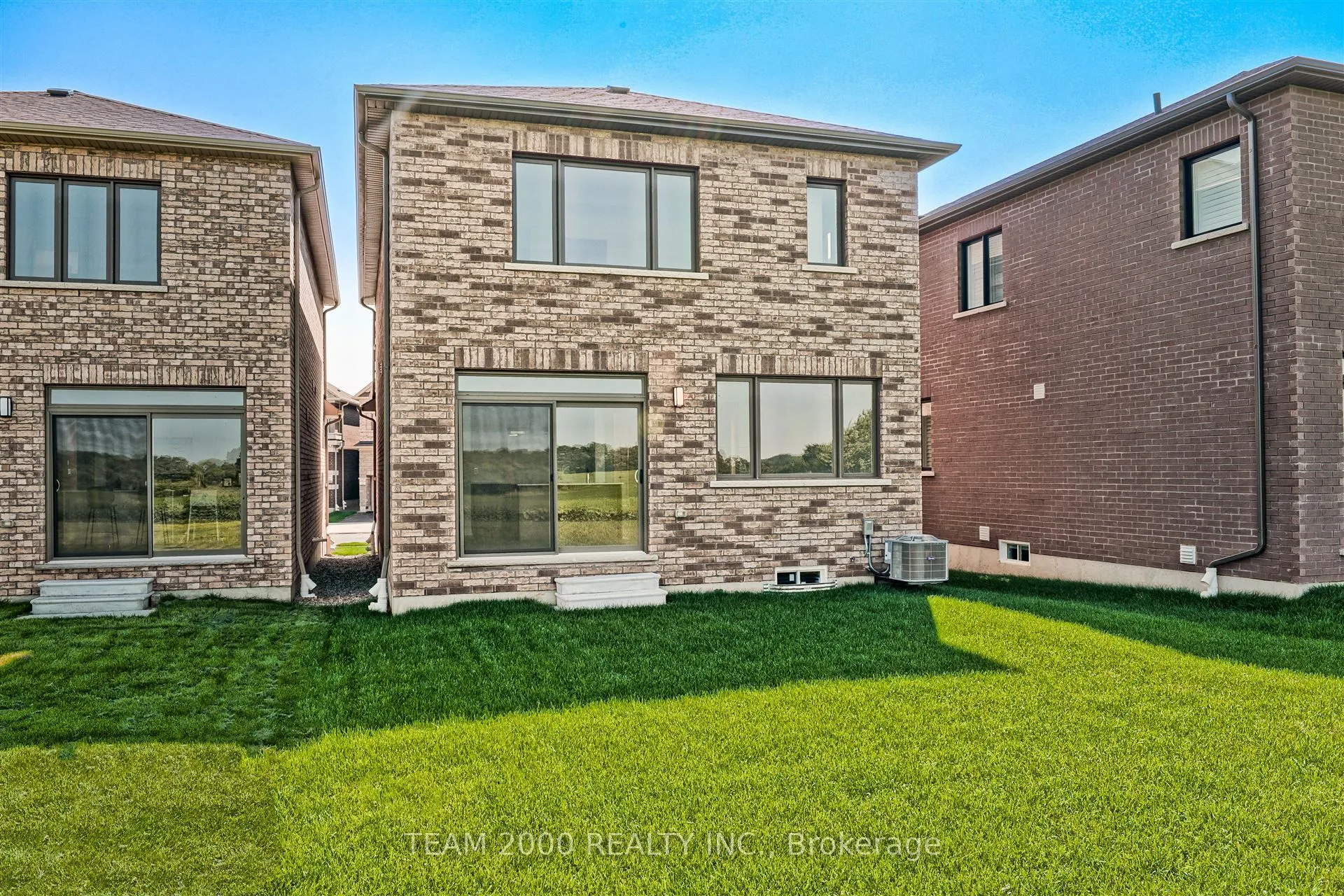 32 Langridge Way