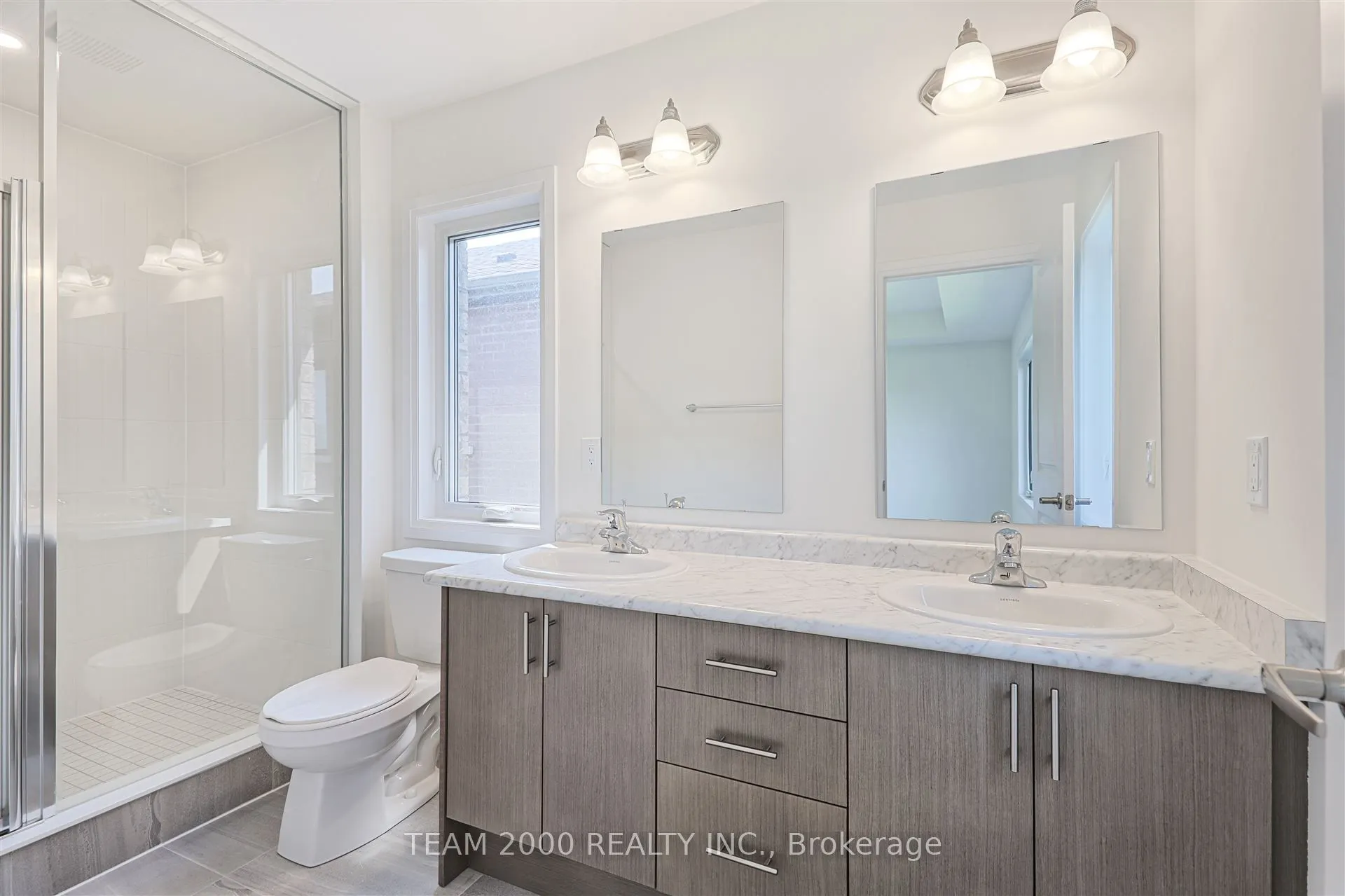 32 Langridge Way