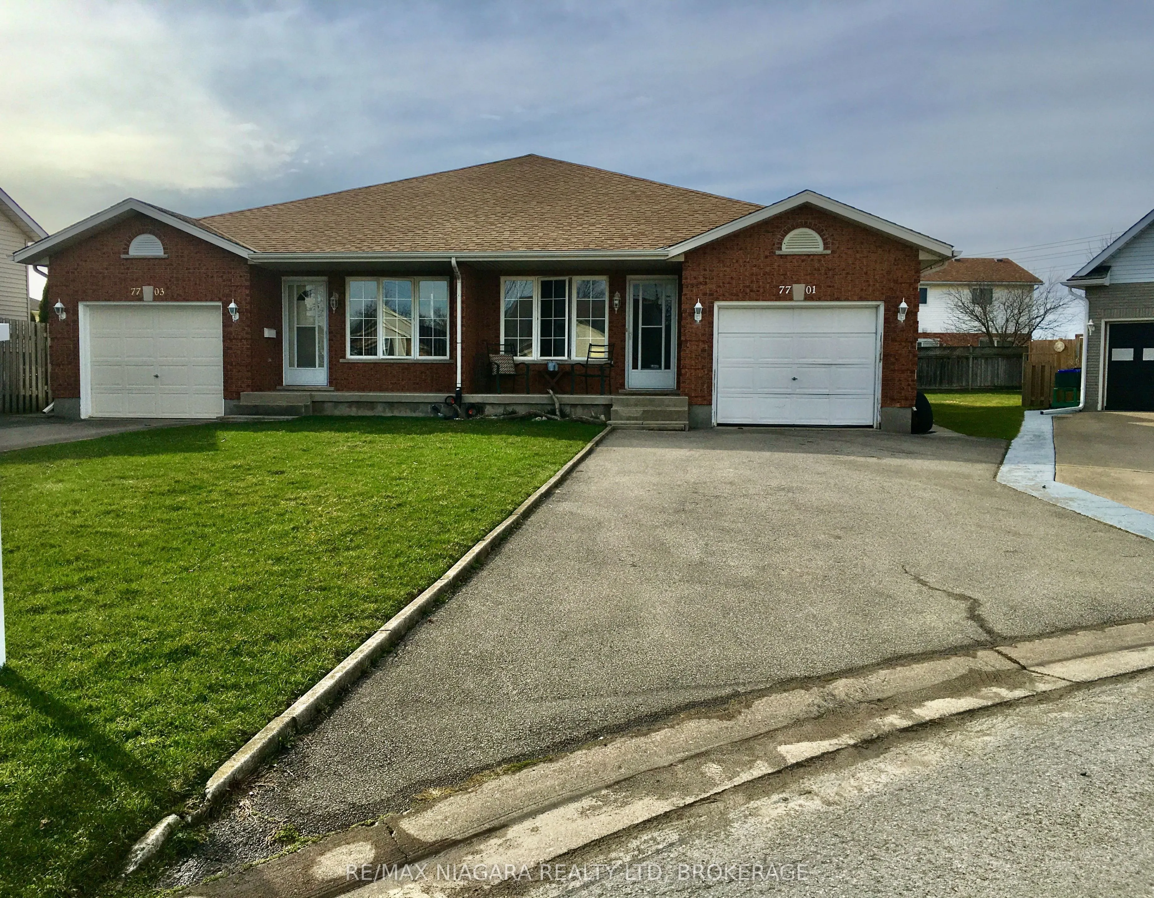 7701 Cortina Crescent, #Upper