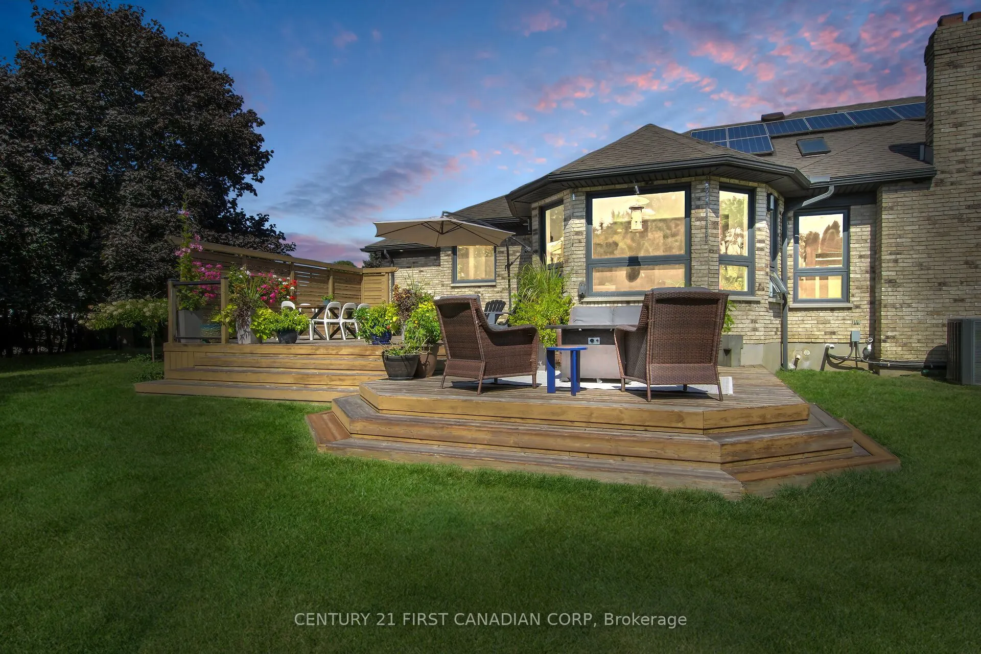 768 Franklinway Crescent