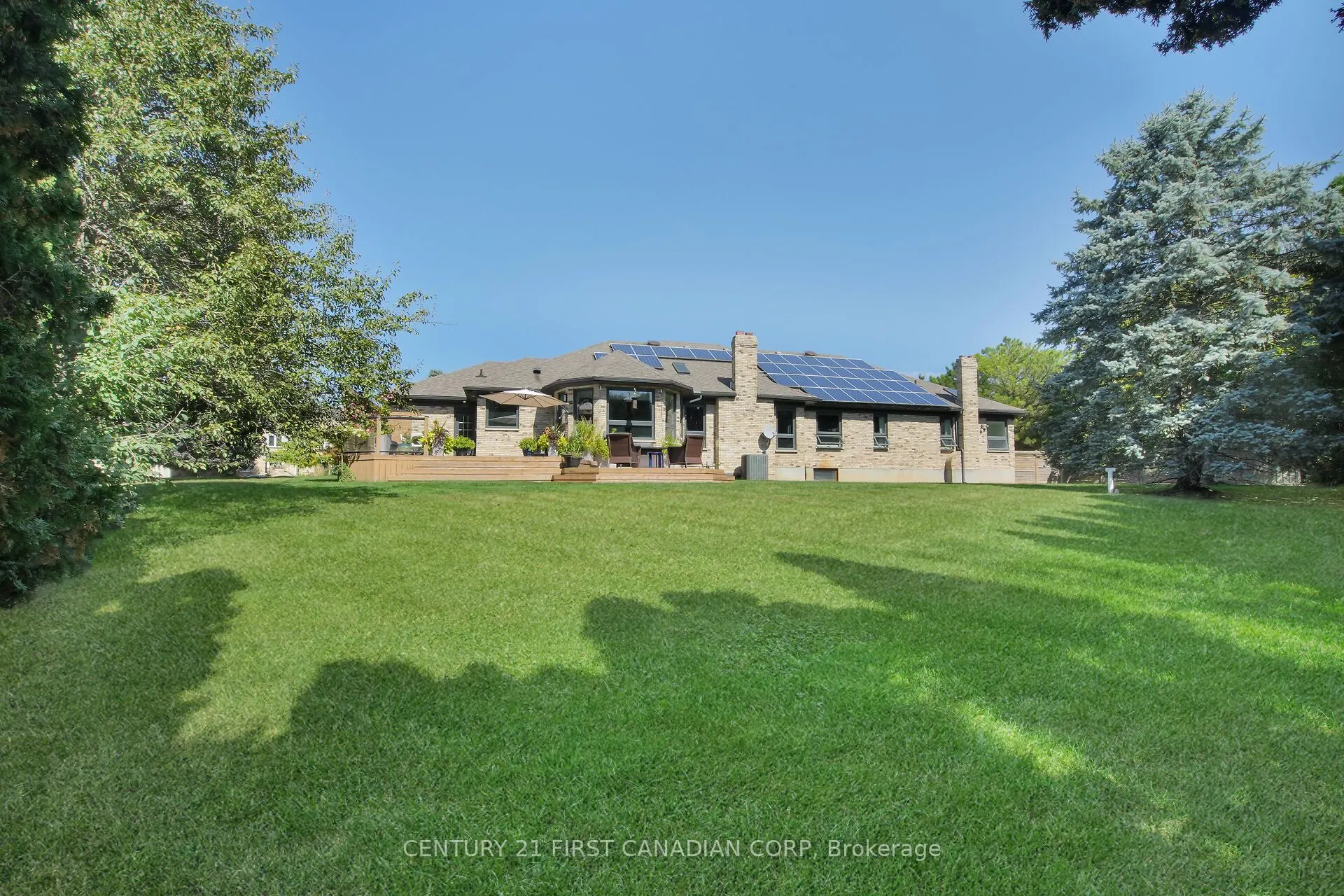 768 Franklinway Crescent