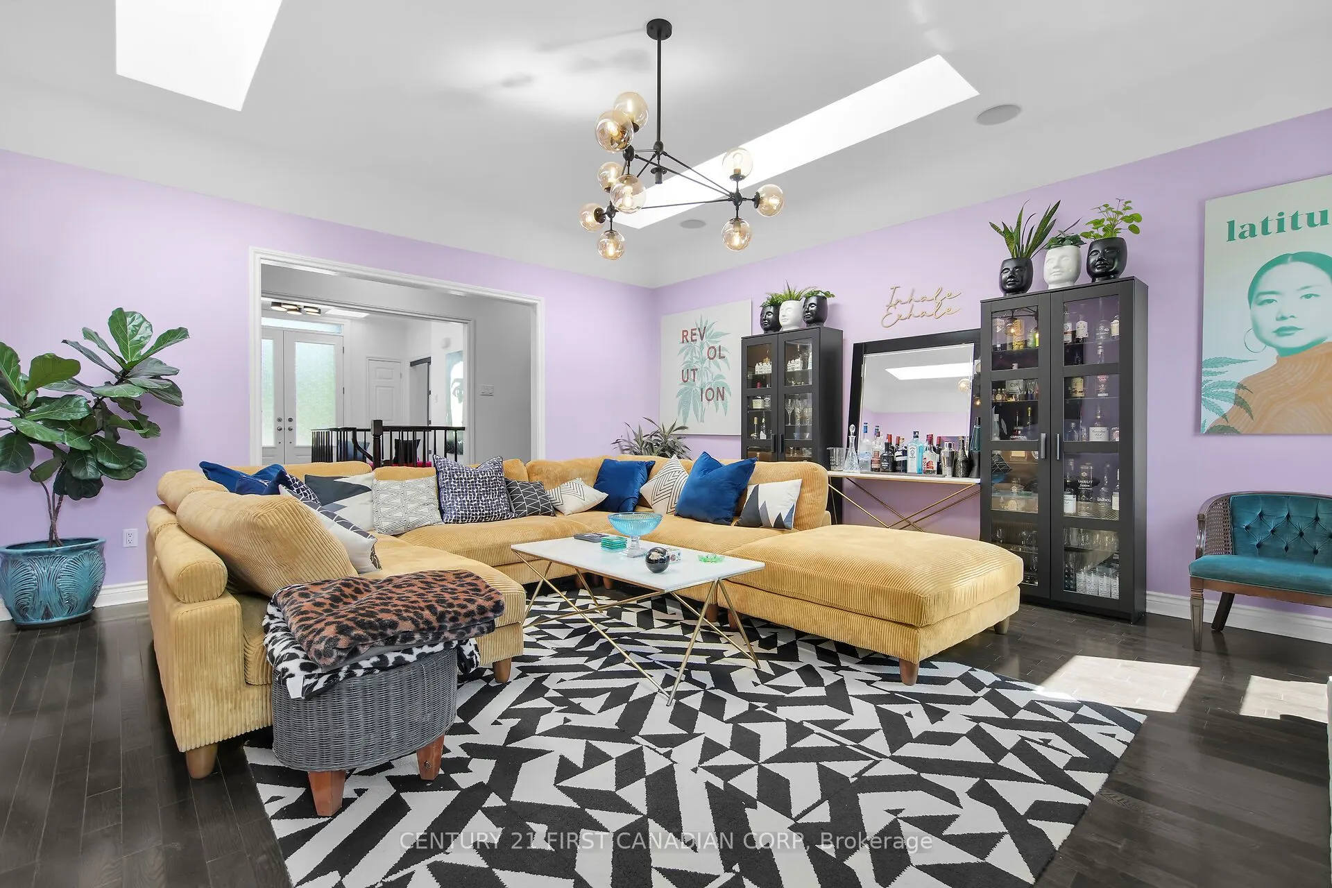 768 Franklinway Crescent