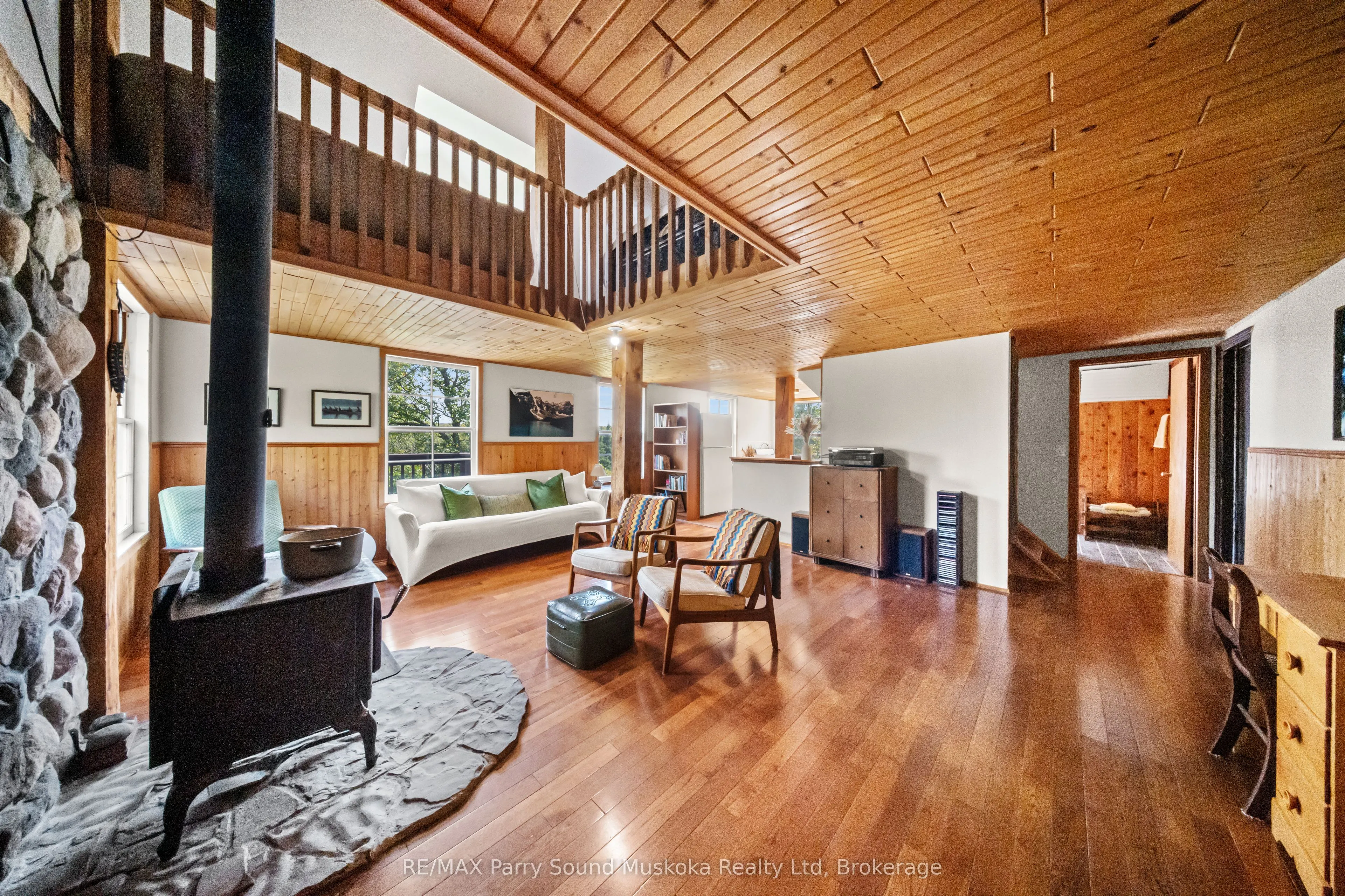 15 Dickinson Road