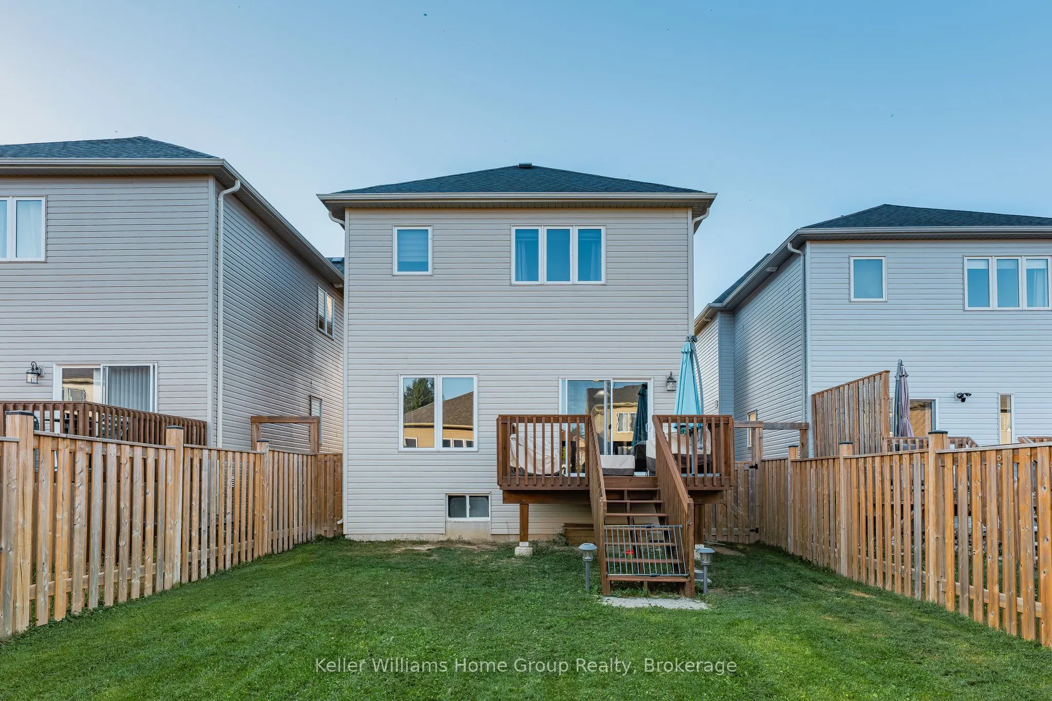 24 Courtney Street